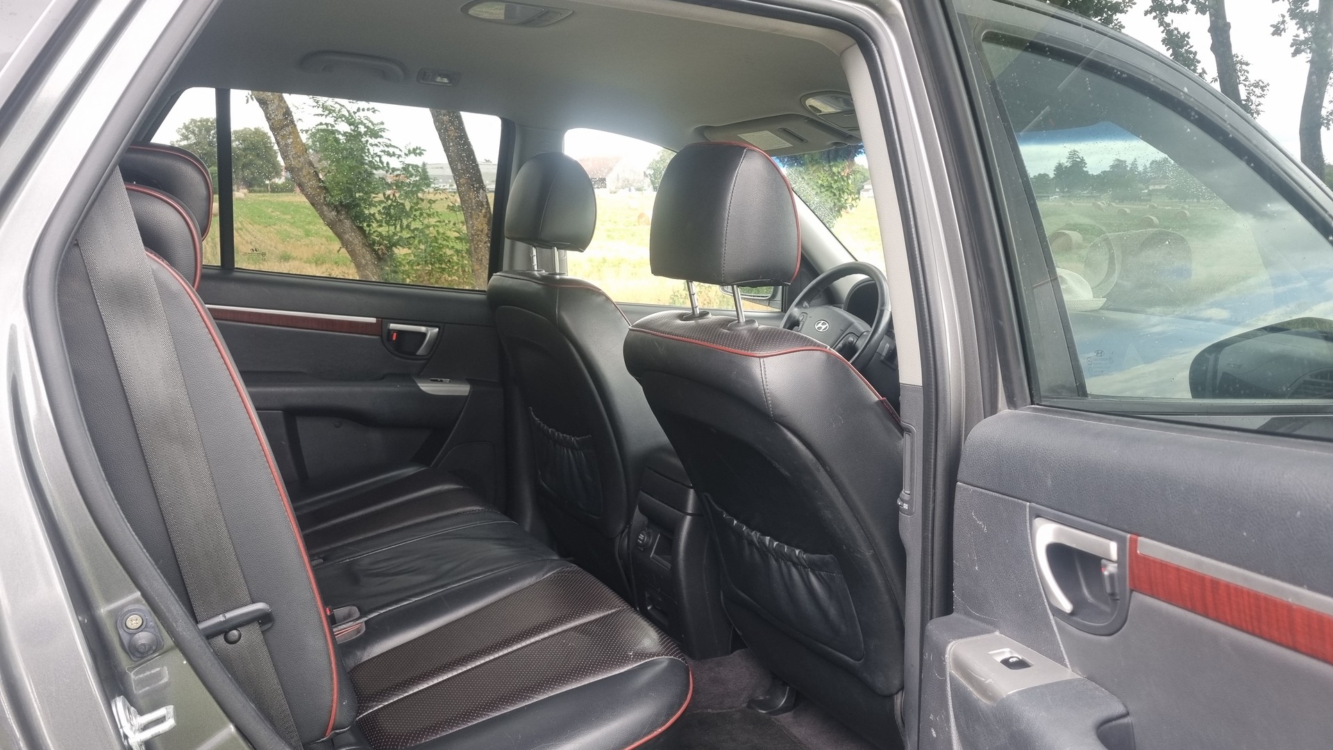 HYUNDAI Santa Fe 2.7 V6 Premium 4WD-image-11