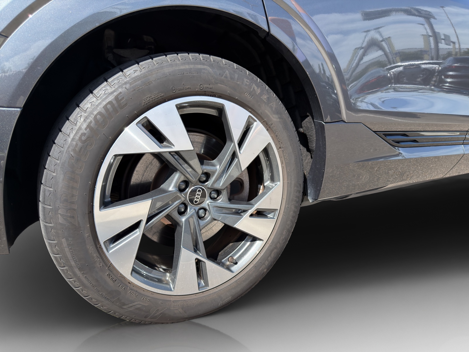 AUDI e-tron 50 S Line Attraction quattro-image-13
