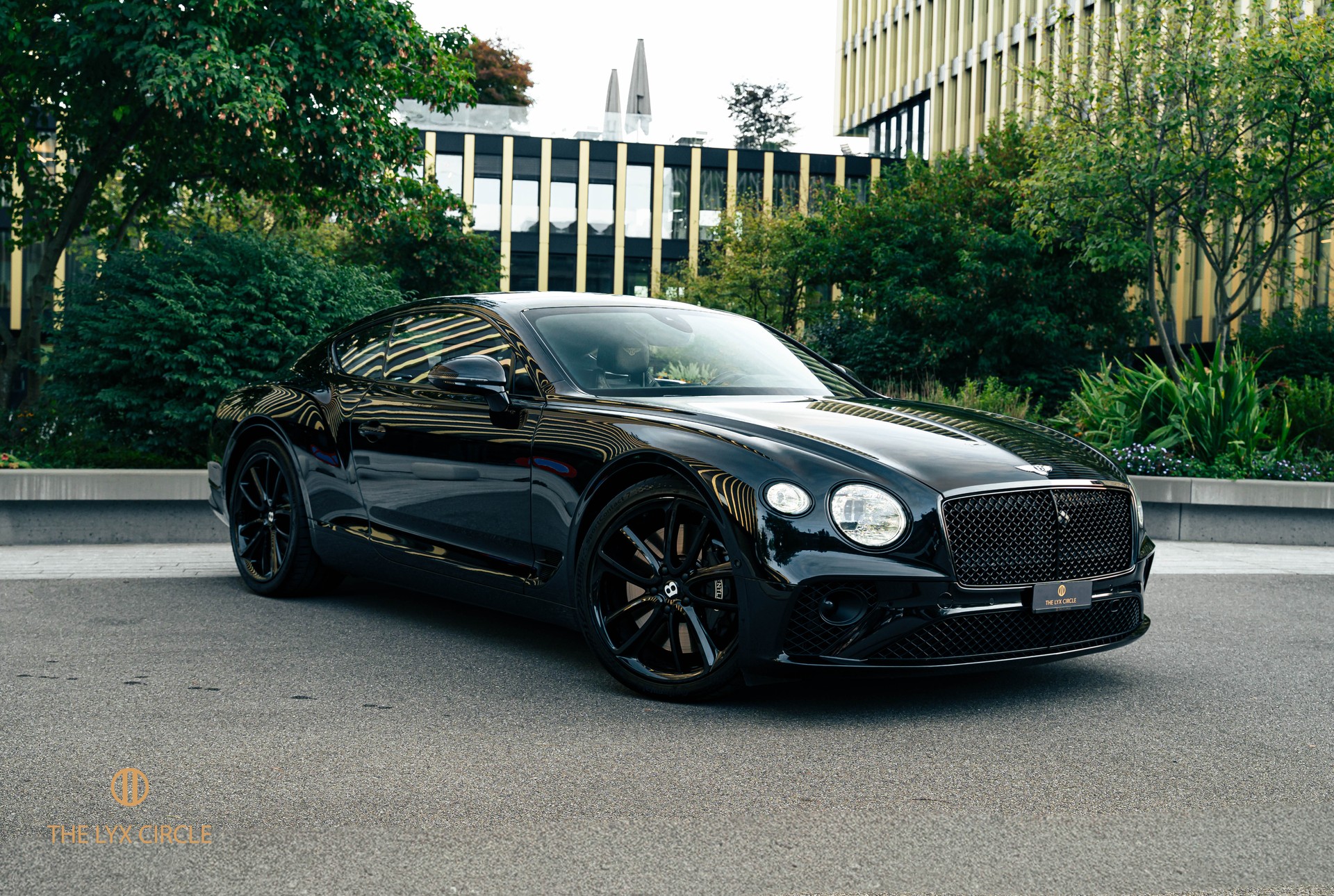 BENTLEY Continental GT 4.0 V8
