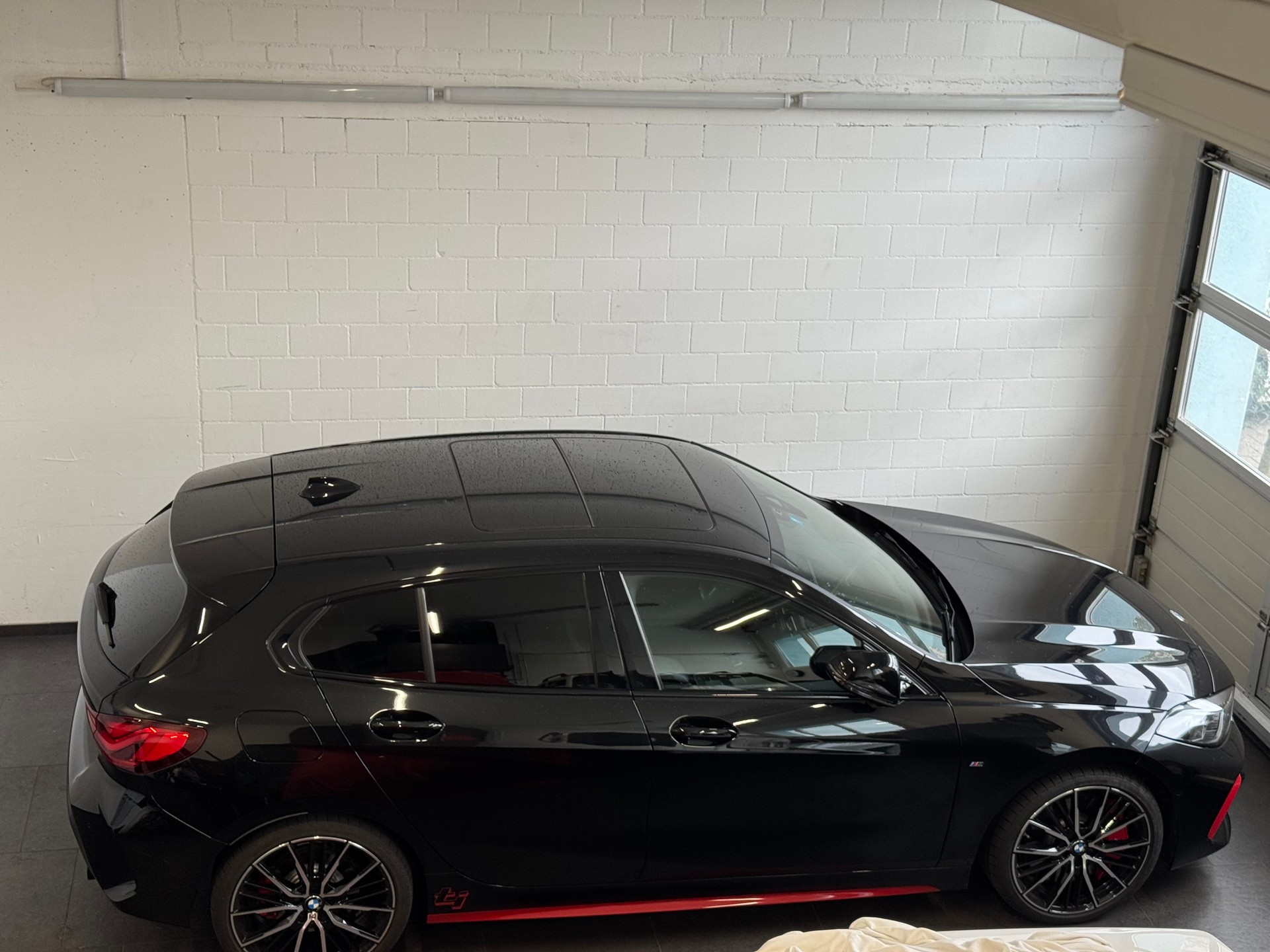 BMW 128ti M Sport Pro Steptronic-showroom-element-3
