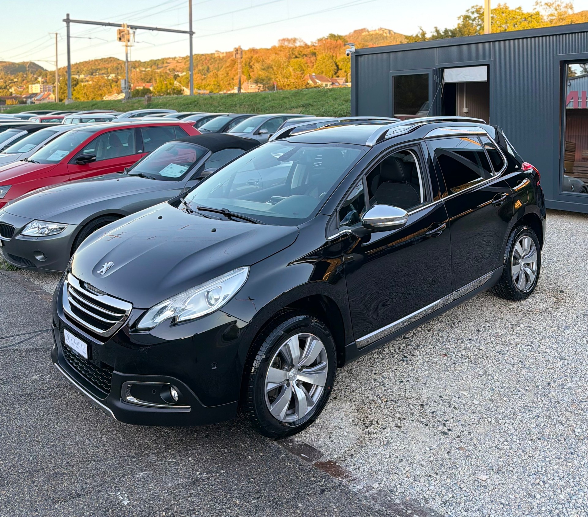 PEUGEOT 2008 1.6 VTI Allure Automatic**Ab MFK**Automat**Panorma-Dach**Chrome-Line**-image-7
