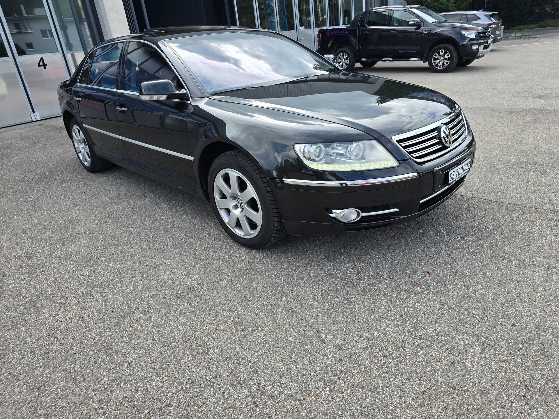 VW INDIVIDUAL 4200 V8-image-2