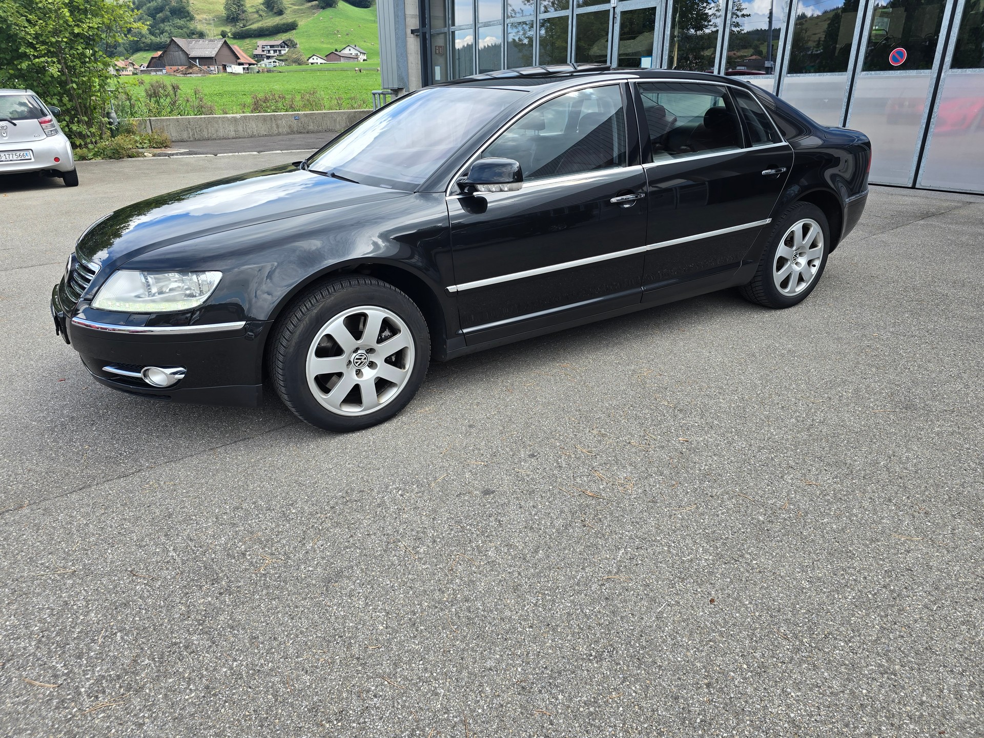 VW INDIVIDUAL 4200 V8-image-3