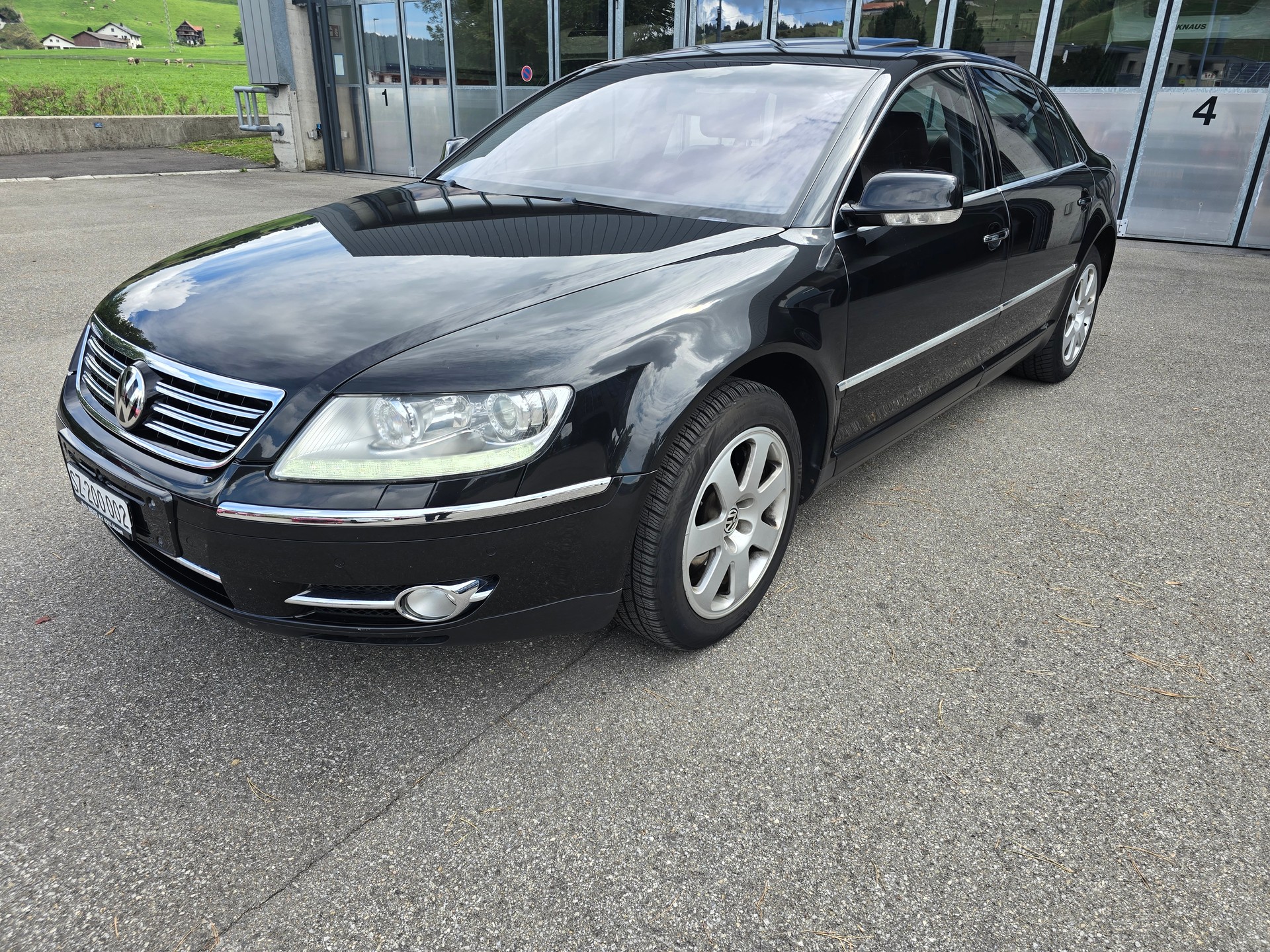 VW INDIVIDUAL 4200 V8-image-1