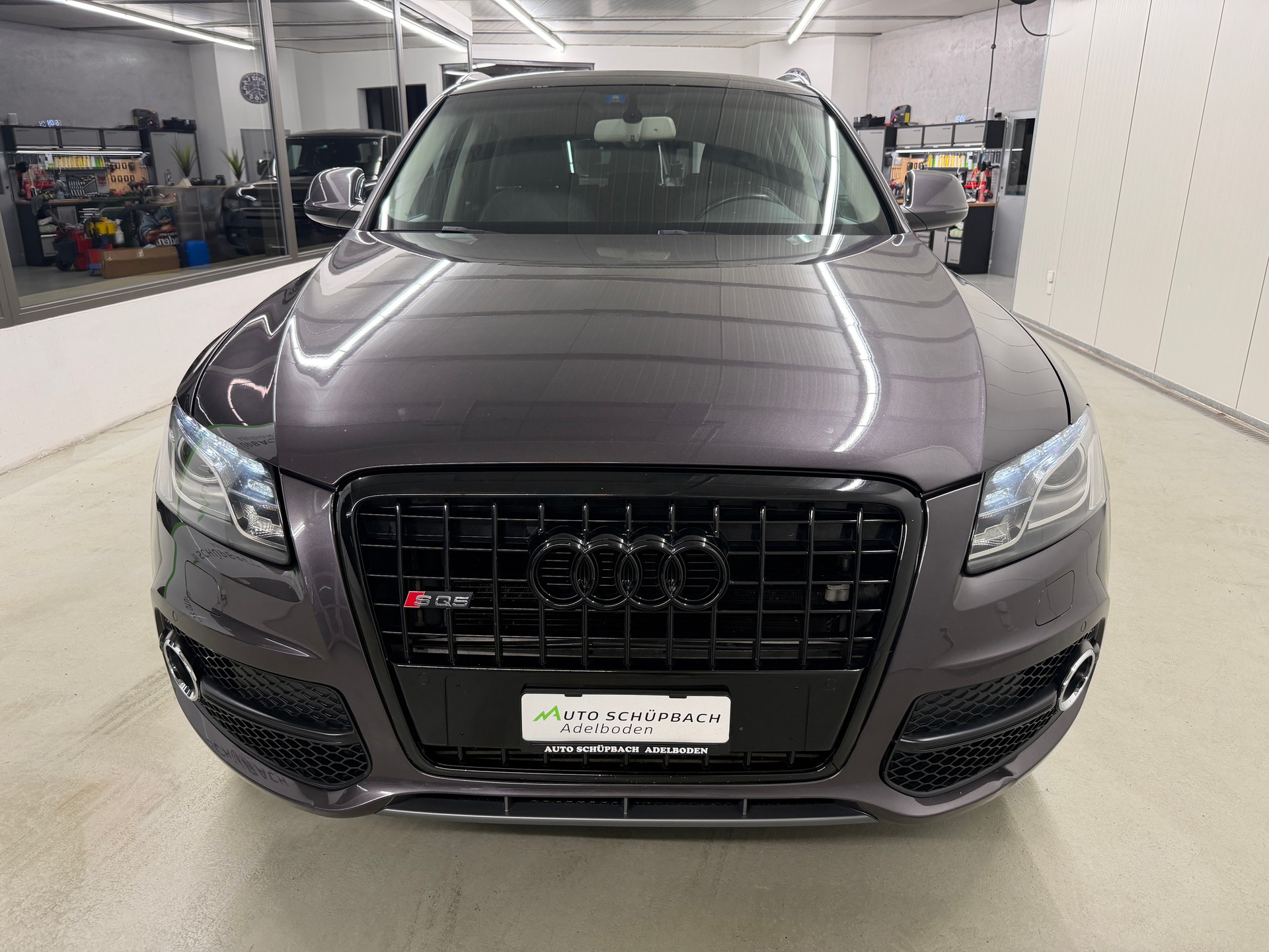 AUDI Q5 3.0 TDI quattro S-tronic-image-10