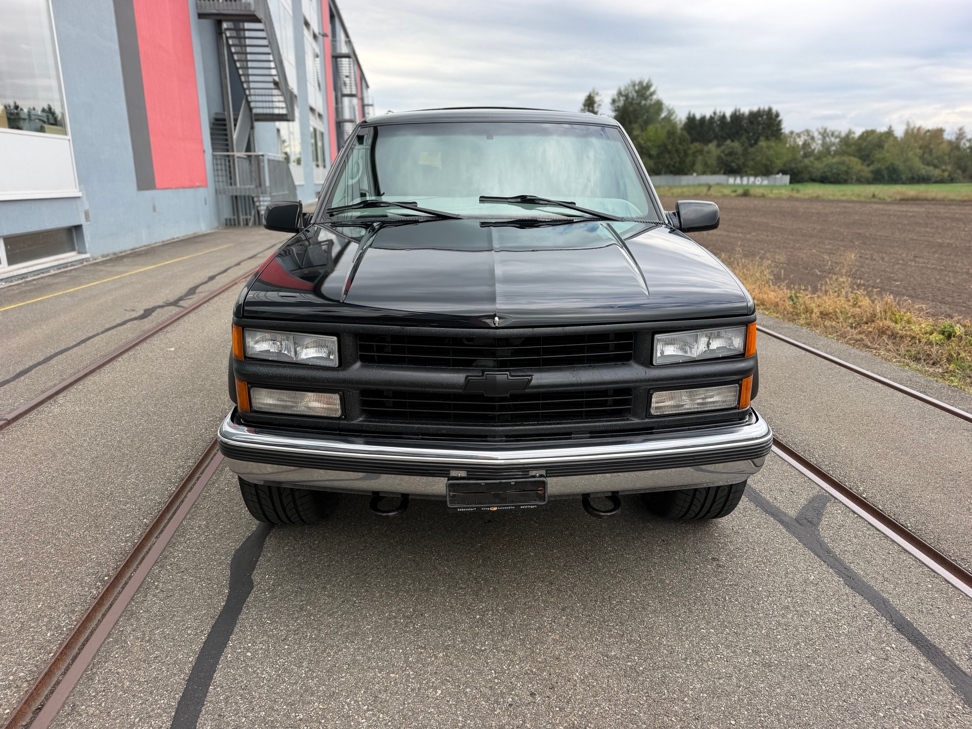 CHEVROLET Tahoe 5.7 Autotrac S-showroom-element-1