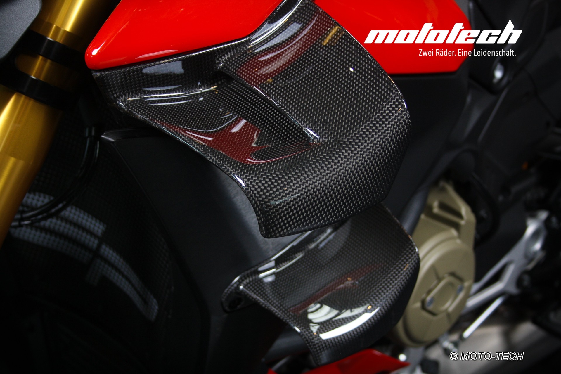 DUCATI Streetfighter V4 S-image-7