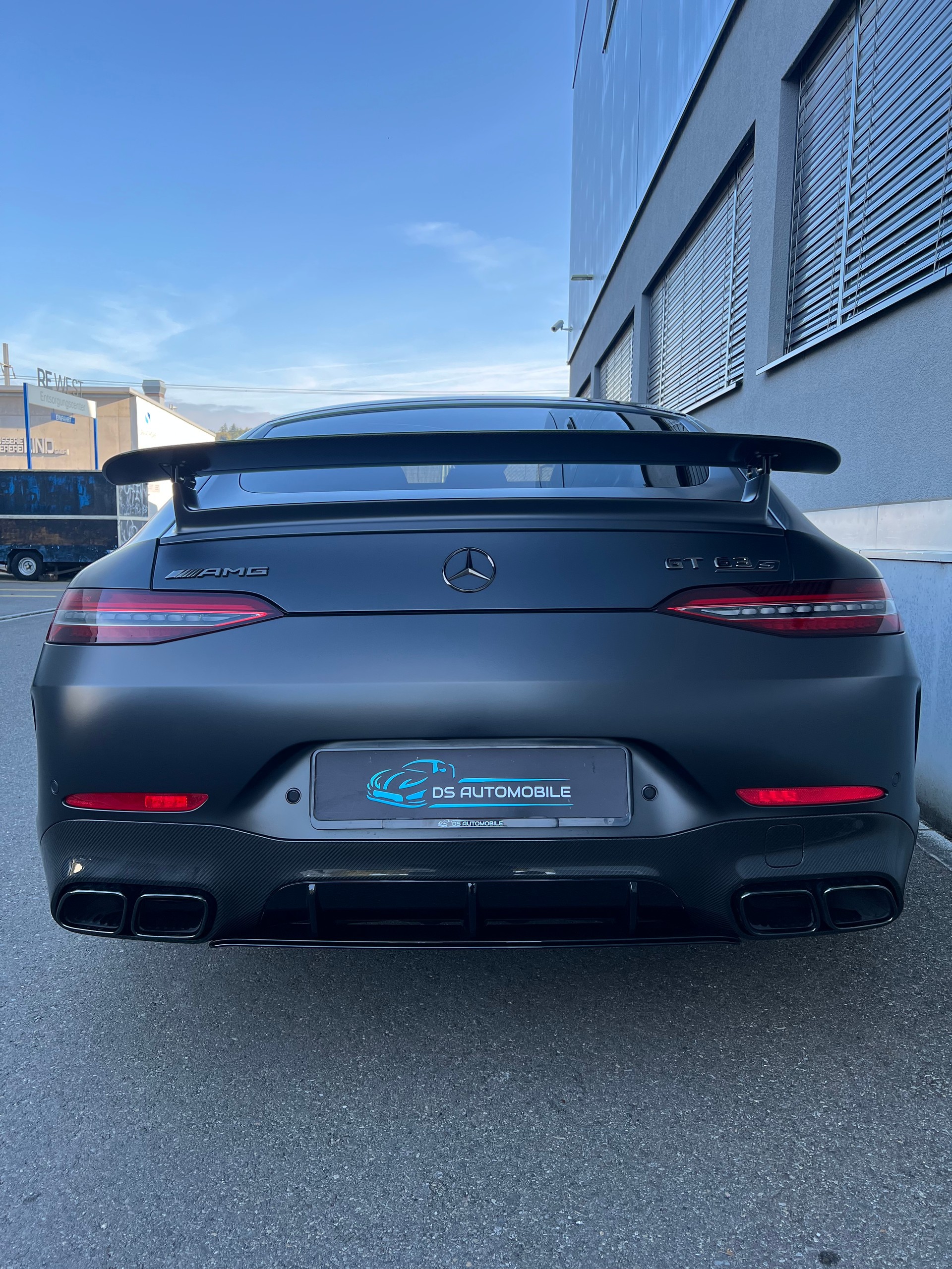MERCEDES-BENZ AMG GT 4 63 S 4Matic+ Speedshift MCT-showroom-element-3