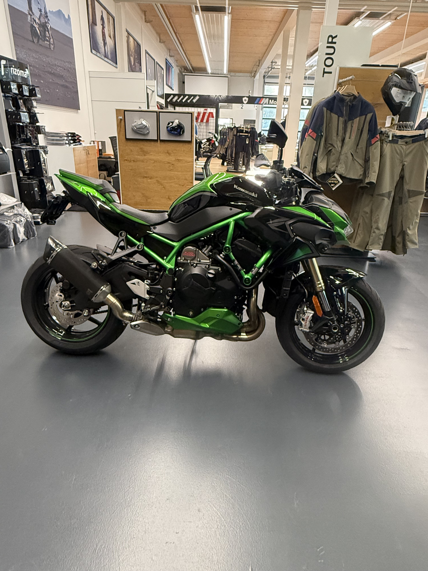 KAWASAKI Z H2-showroom-element-3