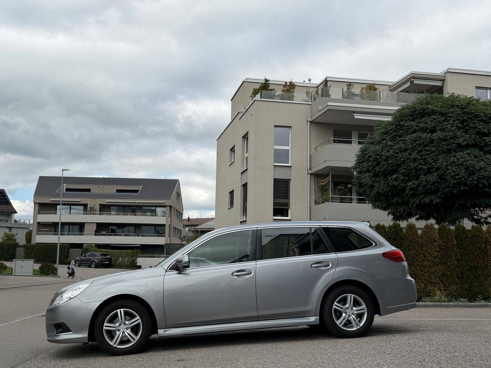 SUBARU Legacy 2.0i Swiss AWD Lineartronic-image-4