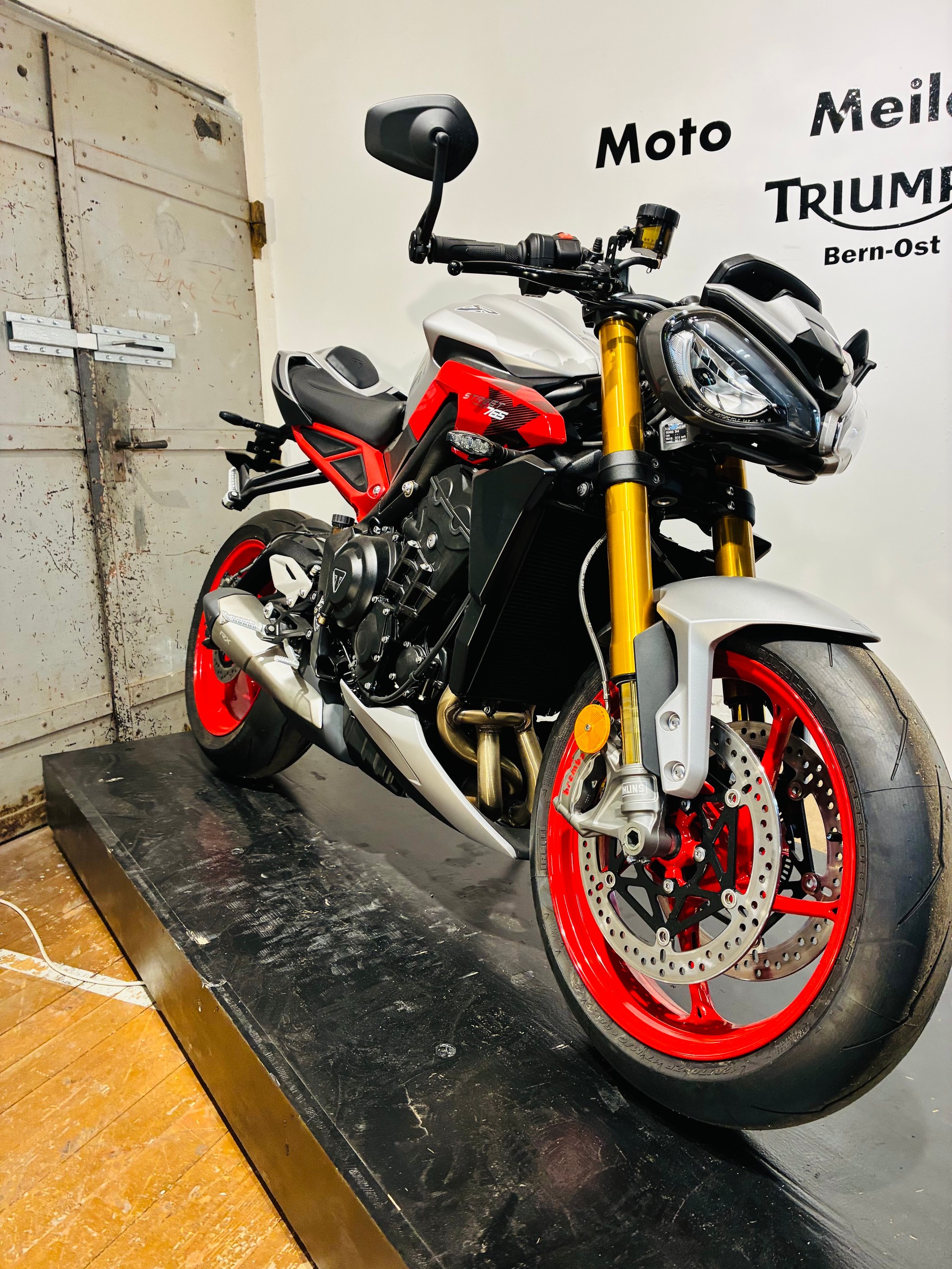 TRIUMPH 765RX-image-12