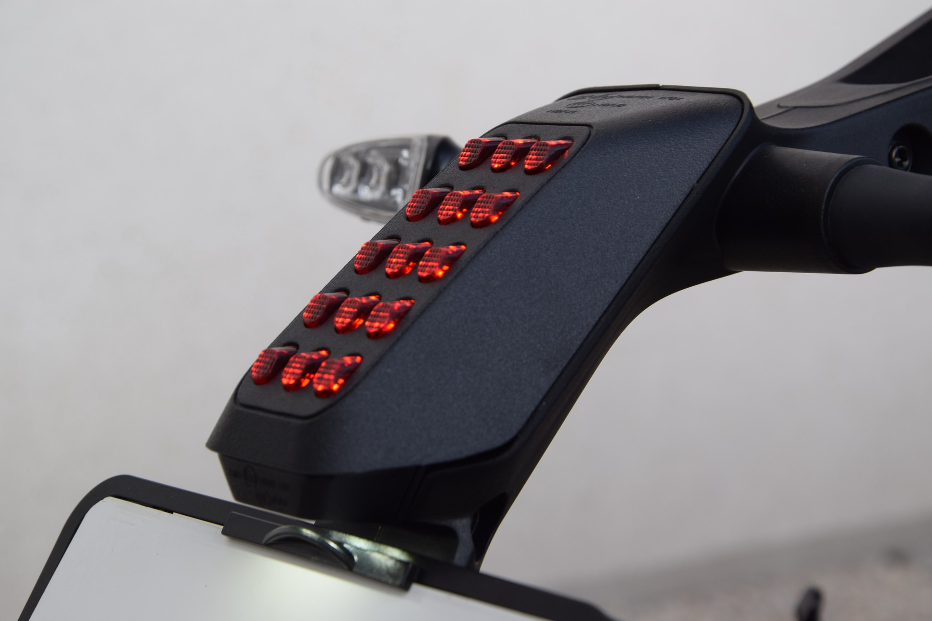 QJ SRK 125 S2-image-11