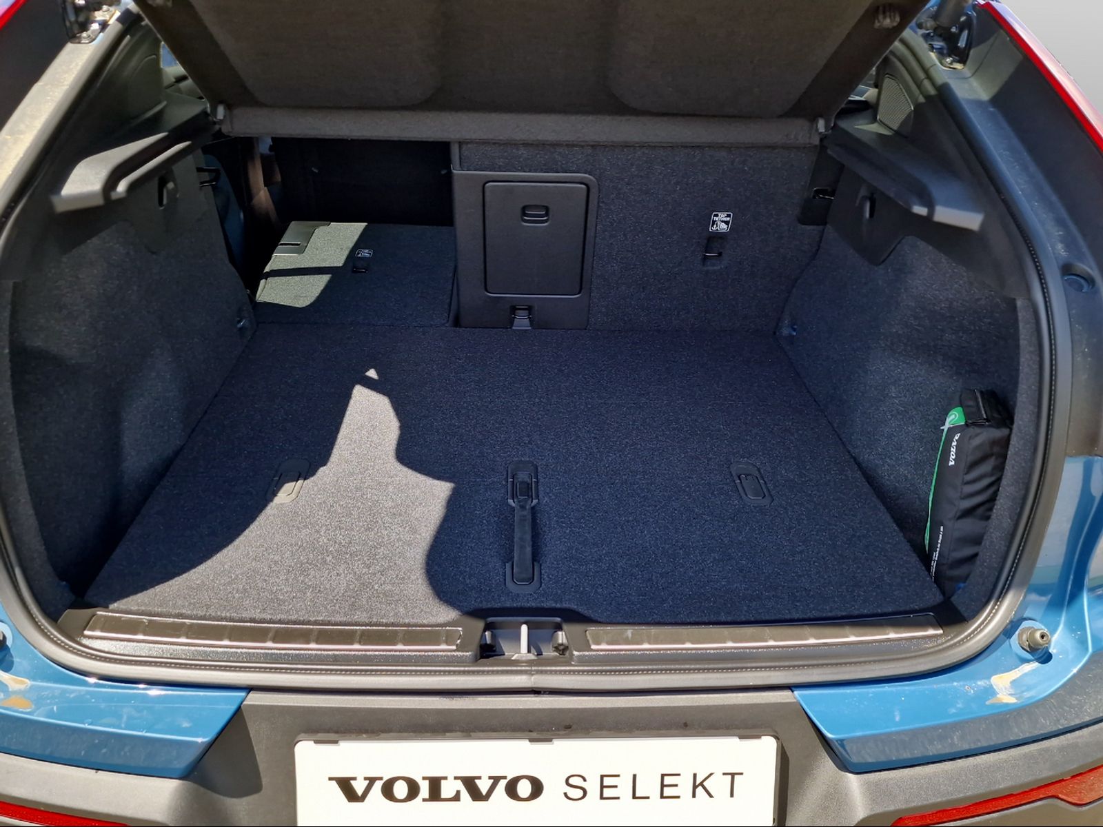 VOLVO C40 P6 Recharge Ultimate-image-15