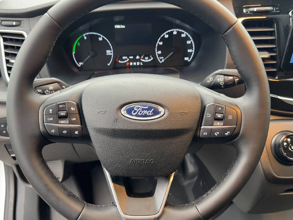 FORD E-Transit Van 350 L2H2 68kWh Trend-image-7