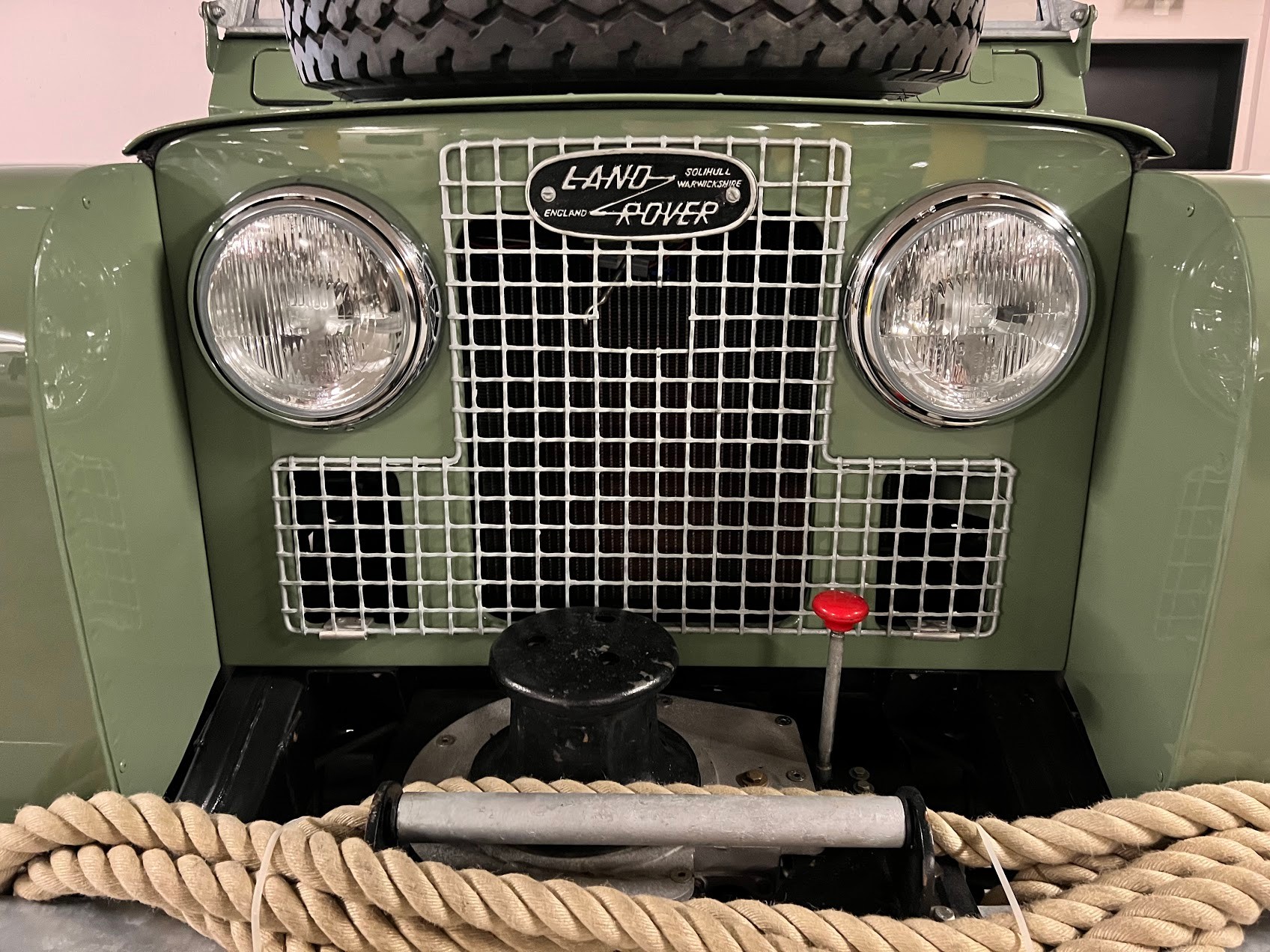 LAND ROVER Serie IIa 109 SW Avus Classic / Komplettrestauration-image-11