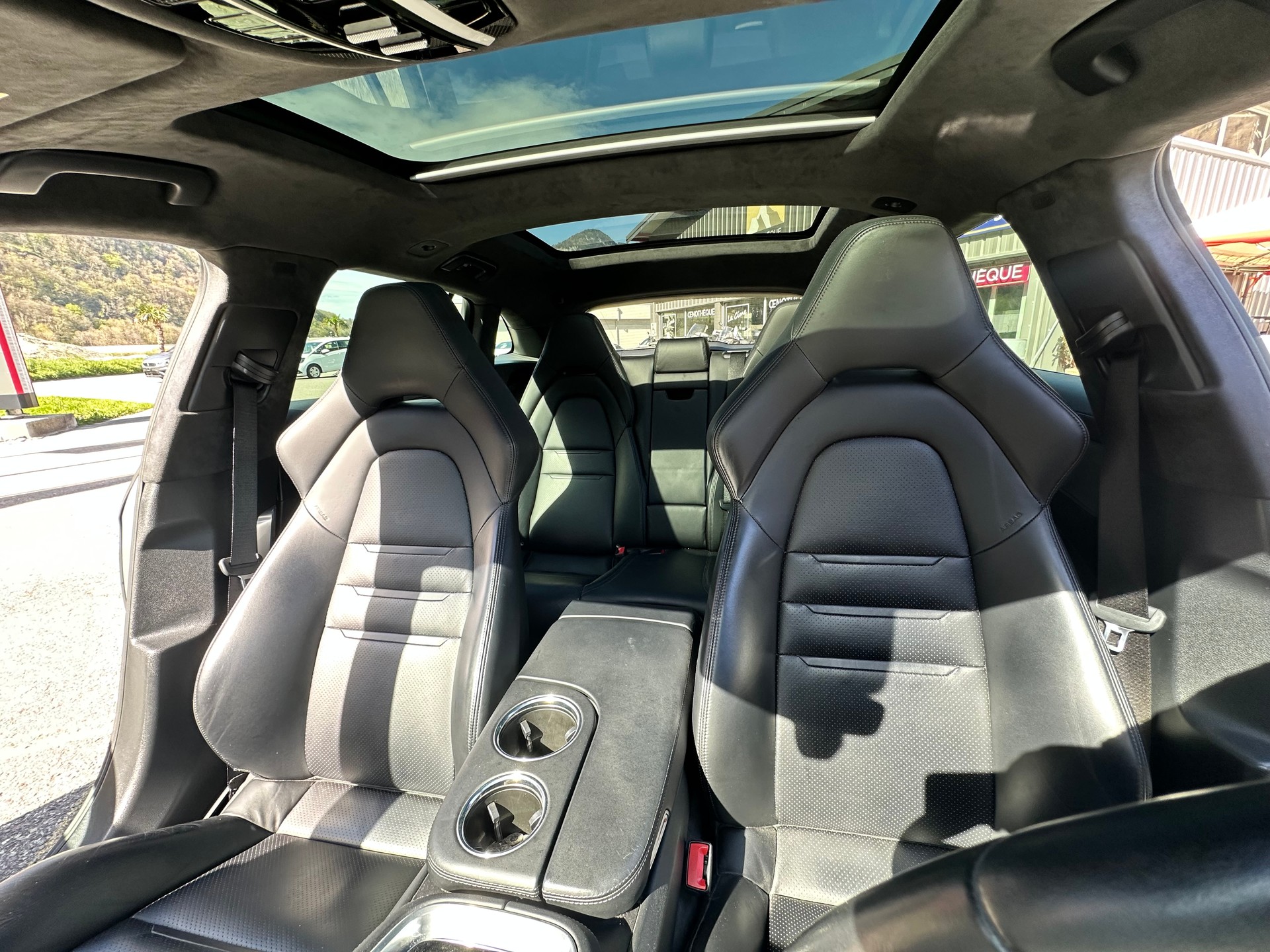 PORSCHE Panamera GTS Sport Turismo PDK-image-14