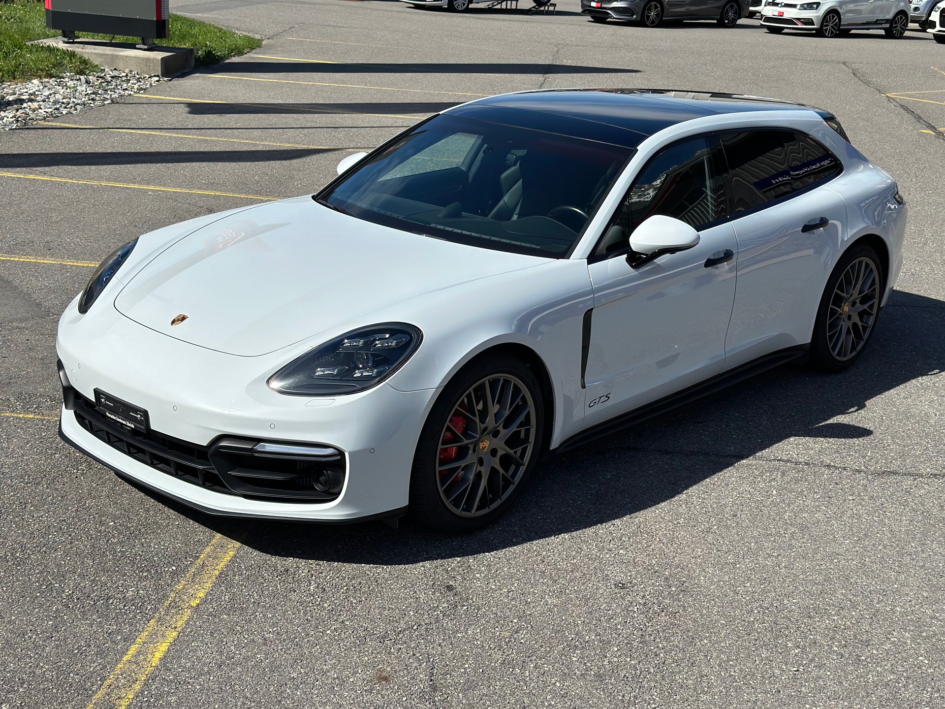 PORSCHE Panamera GTS Sport Turismo PDK-image-4