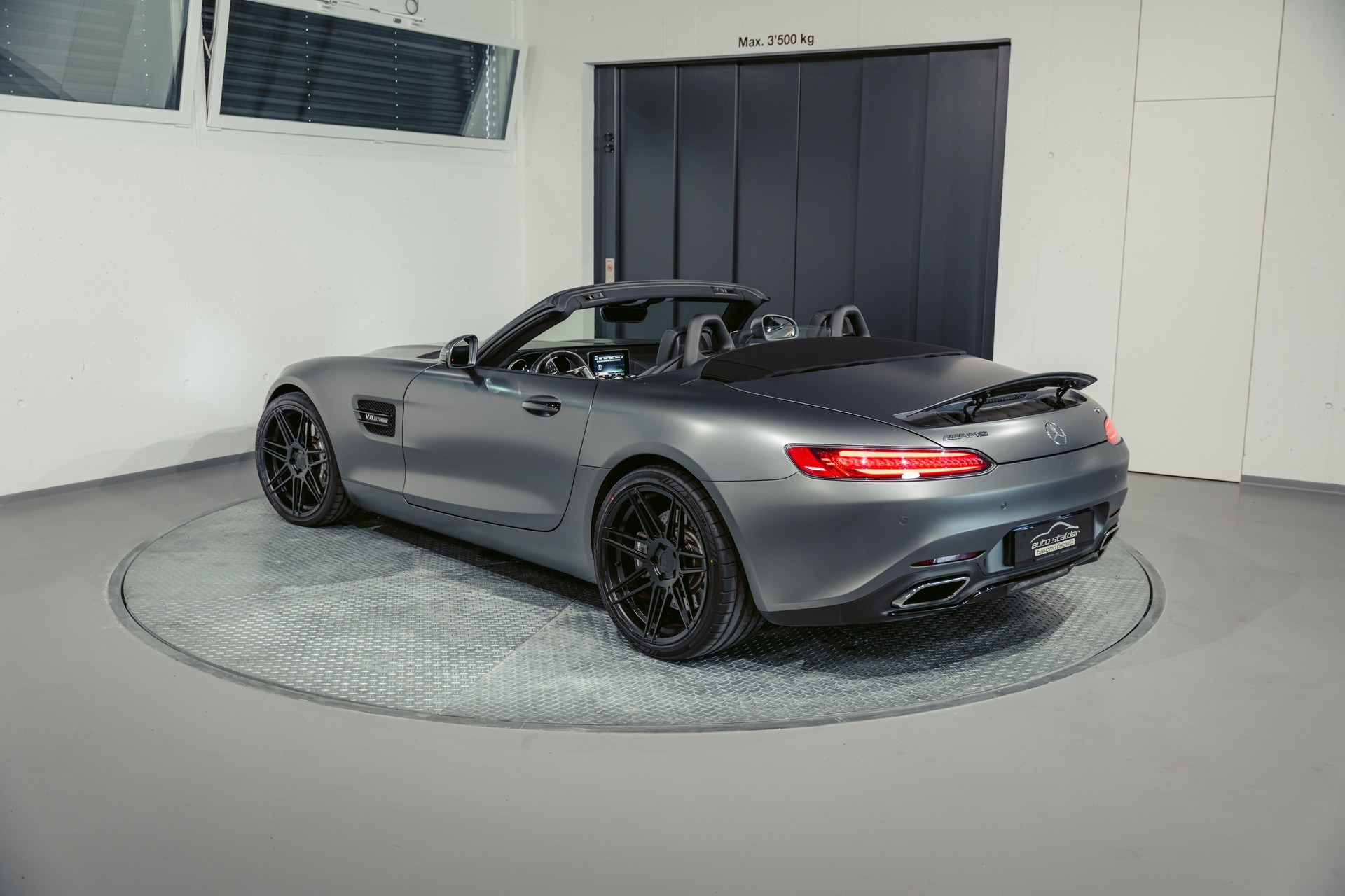 MERCEDES-BENZ AMG GT Roadster Speedshift DCT-showroom-element-3