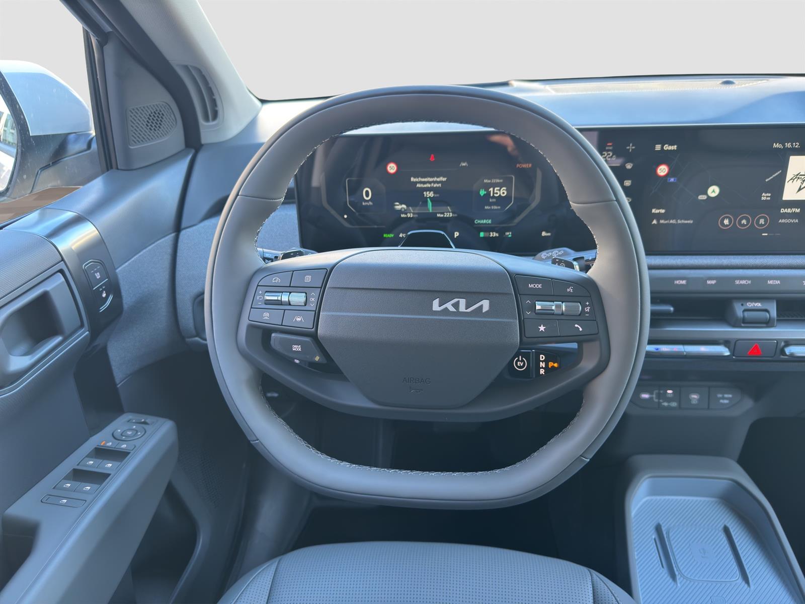 KIA EV3 81 kWh Earth+-image-9
