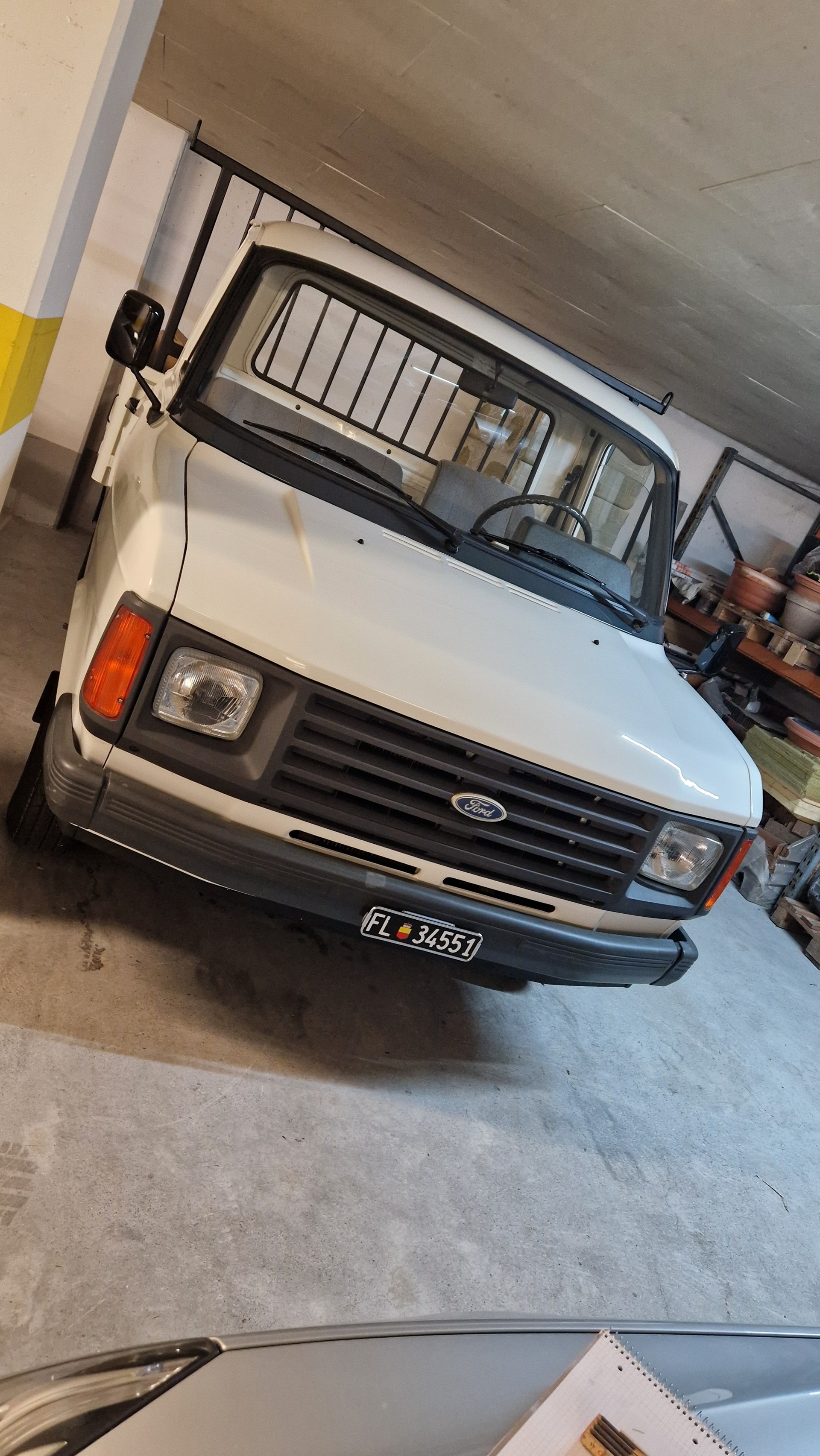 FORD Transit 120-image-5