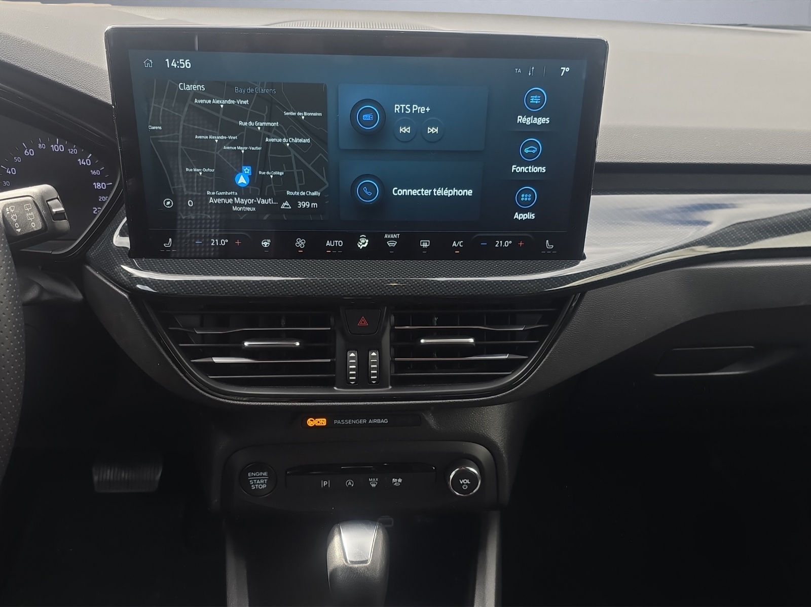 FORD Focus Station Wagon 1.0i EcoB ST-Line-image-10