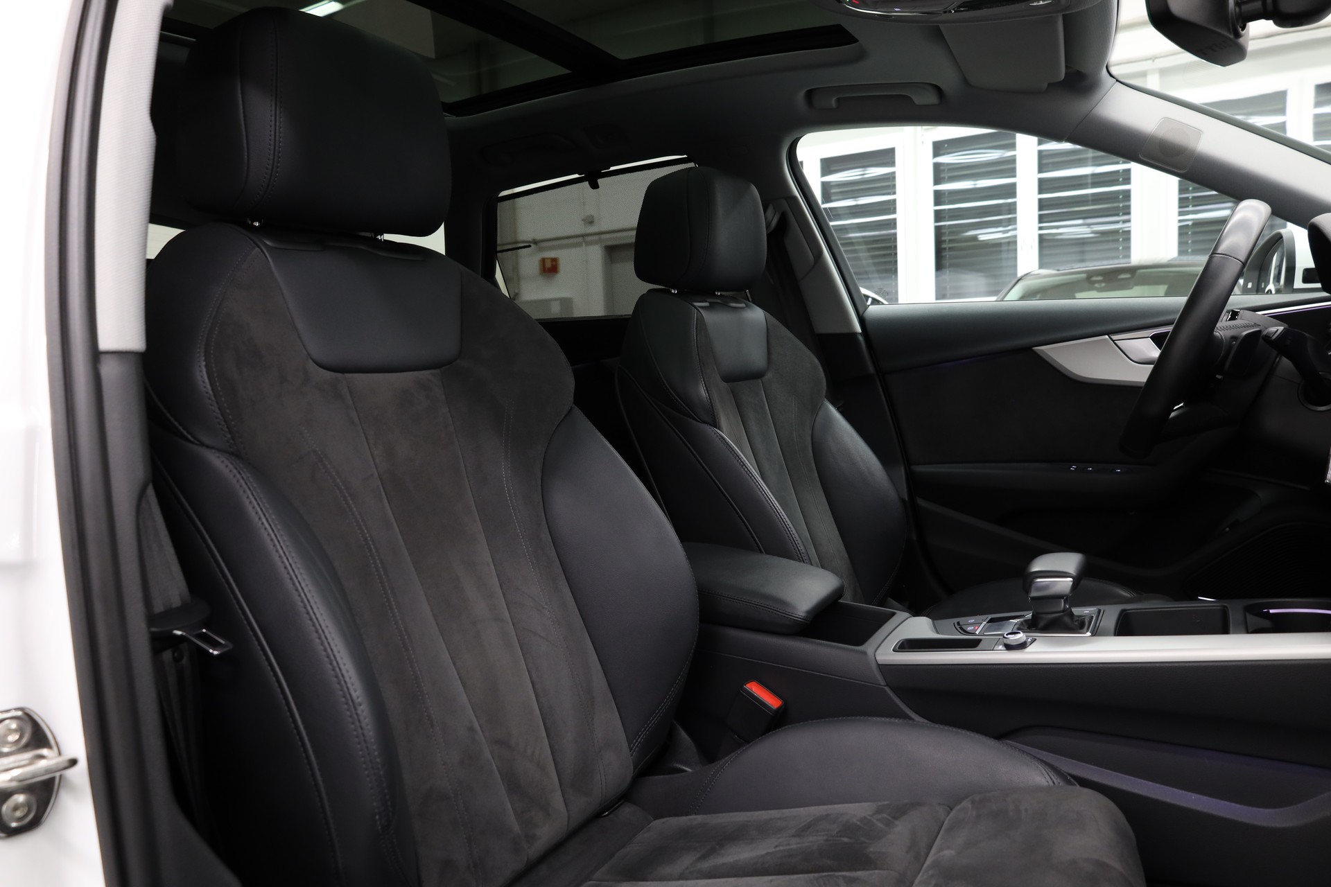 AUDI A4 Allroad 3.0 45 TDI quattro T-Tronic-image-15