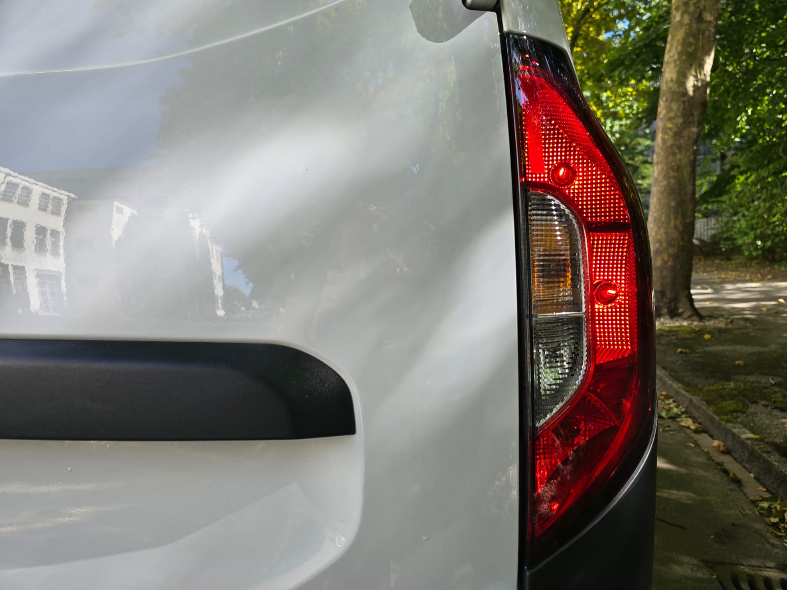 MERCEDES-BENZ Citan 110 CDI Pro-image-18
