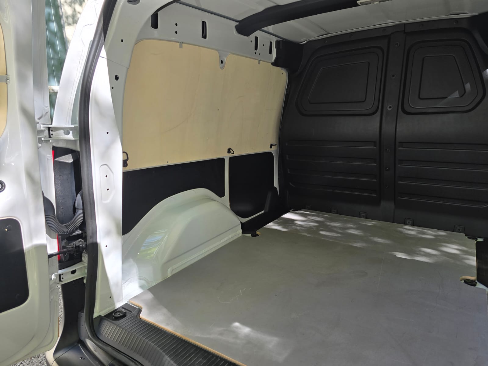 MERCEDES-BENZ Citan 110 CDI Pro-image-14