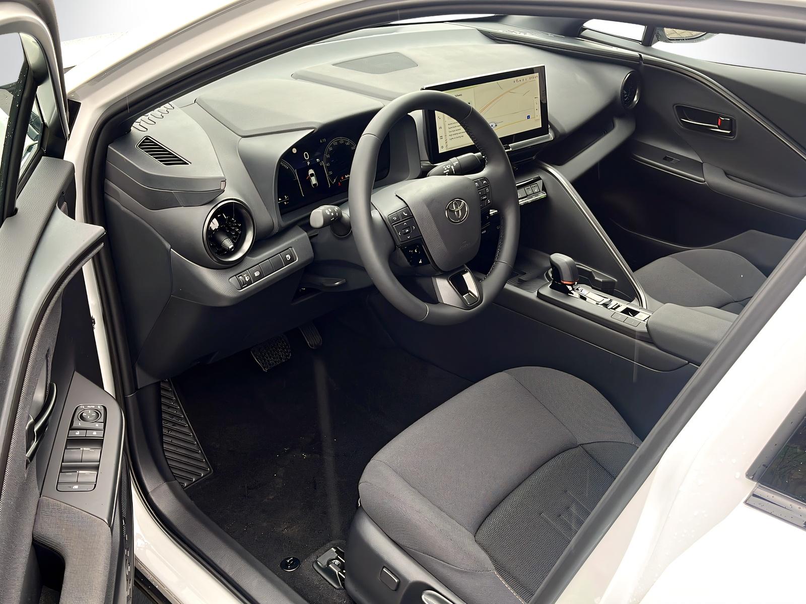 TOYOTA C-HR 2.0 PHEV Swiss Edition-image-6