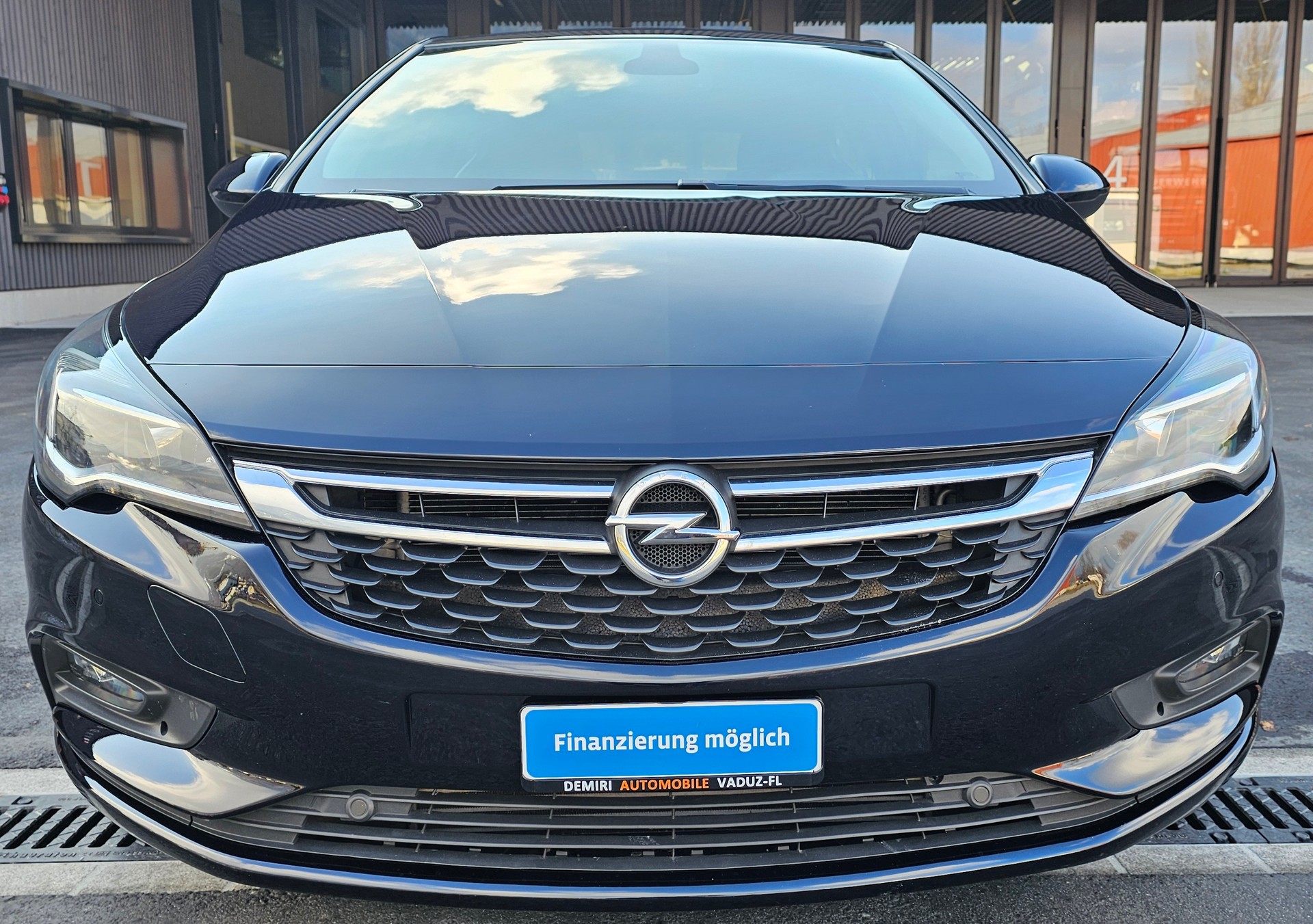 OPEL Astra 1.4i Turbo 120 Years Edition Automatic-image-6