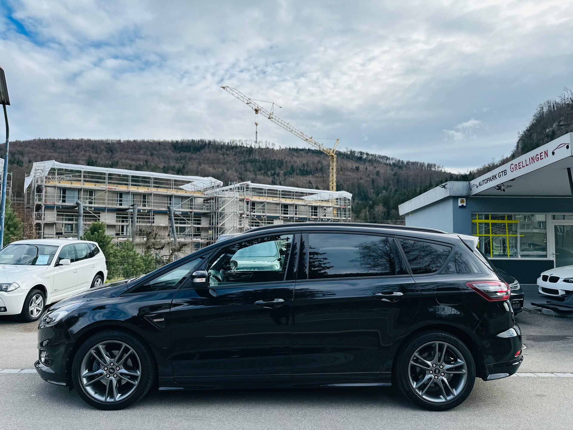 FORD S-Max 2.0 TDCi ST-Line Automatic-showroom-element-3