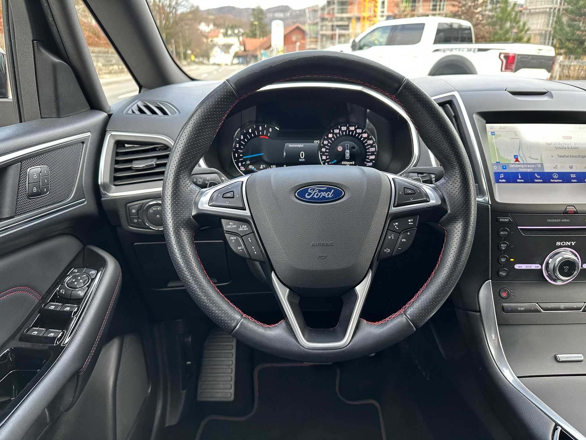 FORD S-Max 2.0 TDCi ST-Line Automatic-image-16