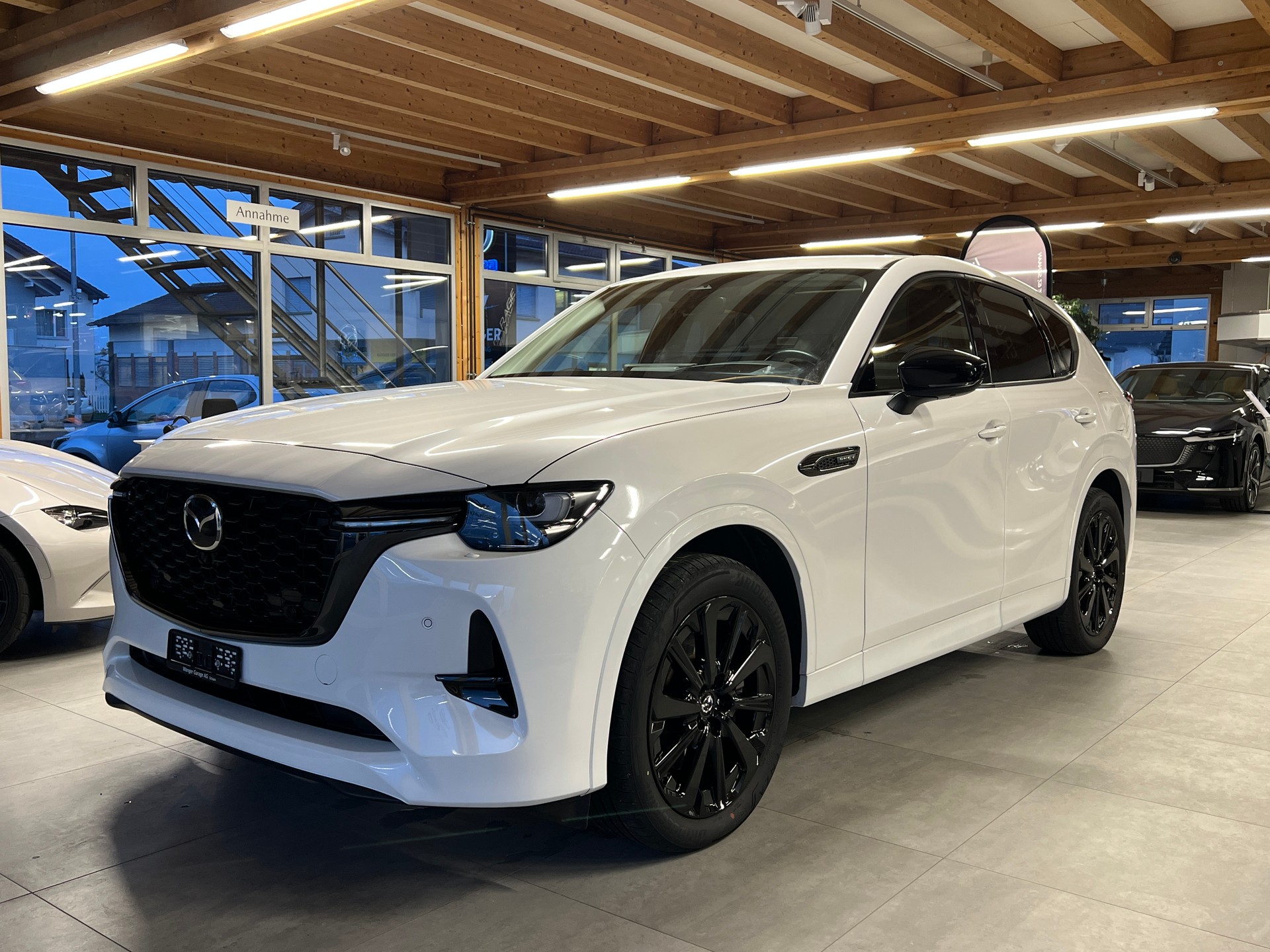MAZDA CX-60 e-Skyactiv PHEV 327 AWD Homura-image-2