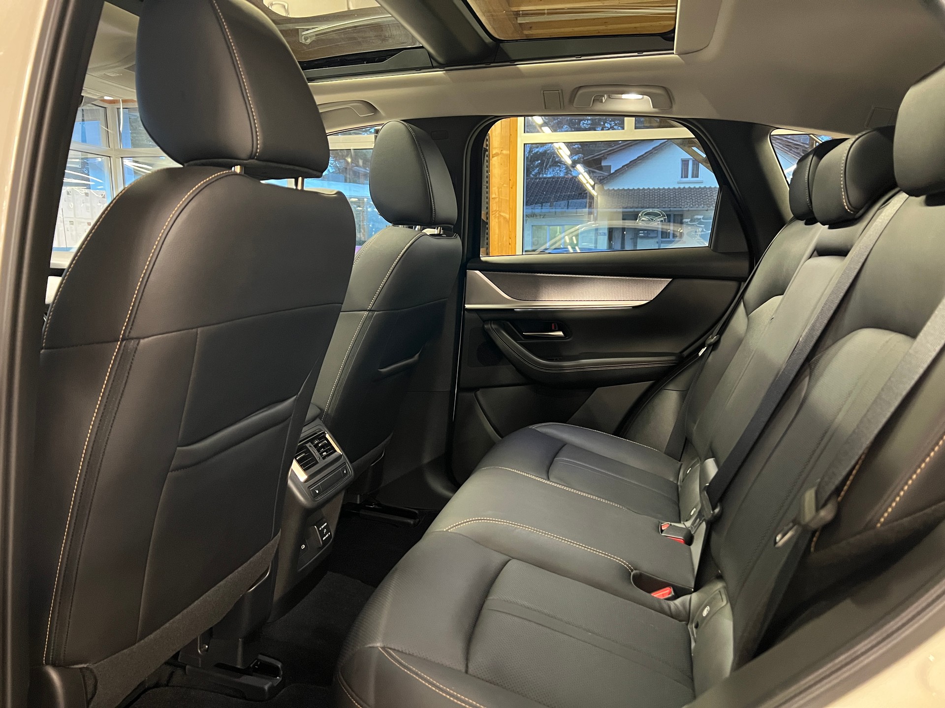 MAZDA CX-60 e-Skyactiv PHEV 327 AWD Homura-image-9