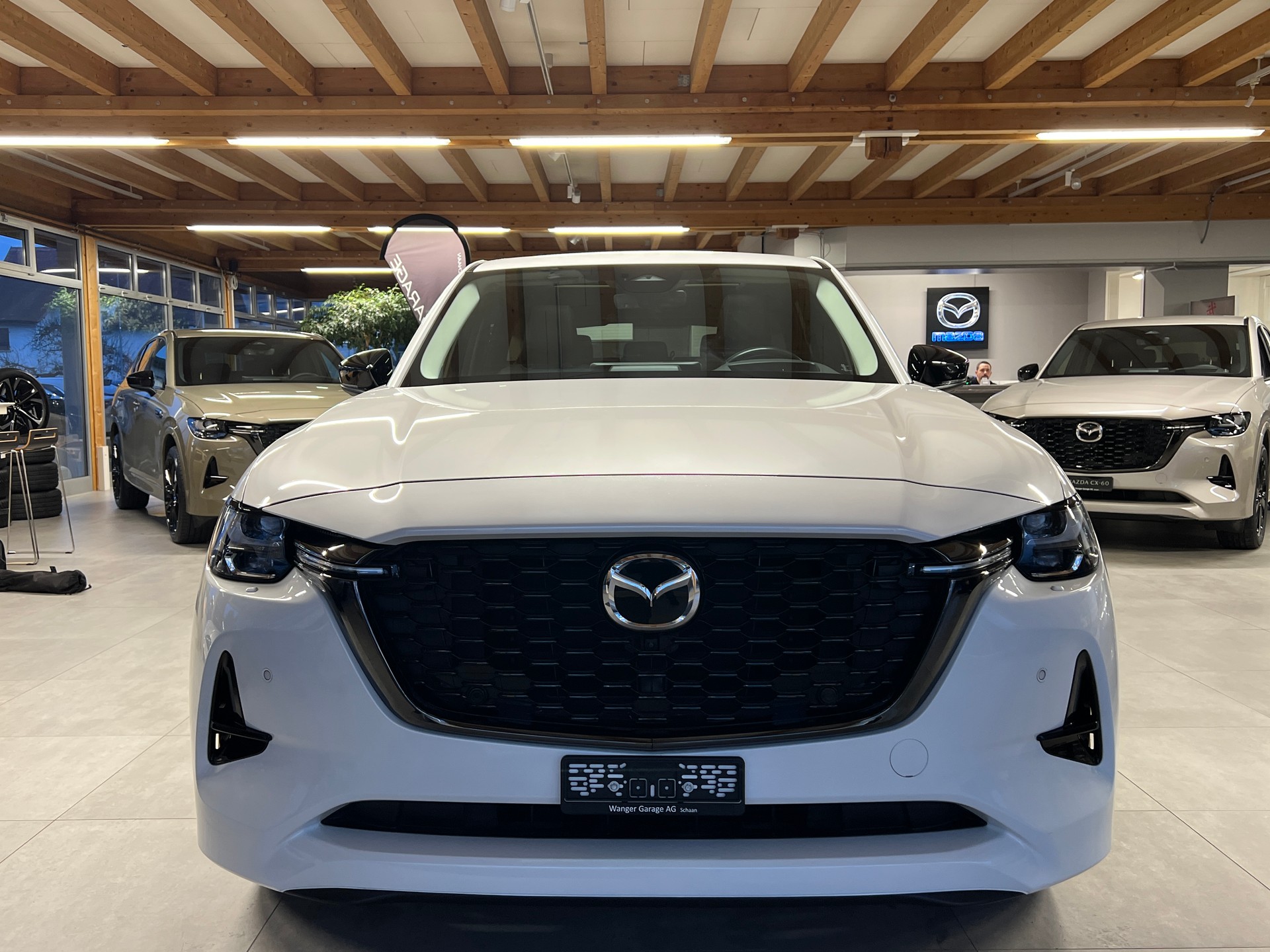 MAZDA CX-60 e-Skyactiv PHEV 327 AWD Homura-image-1