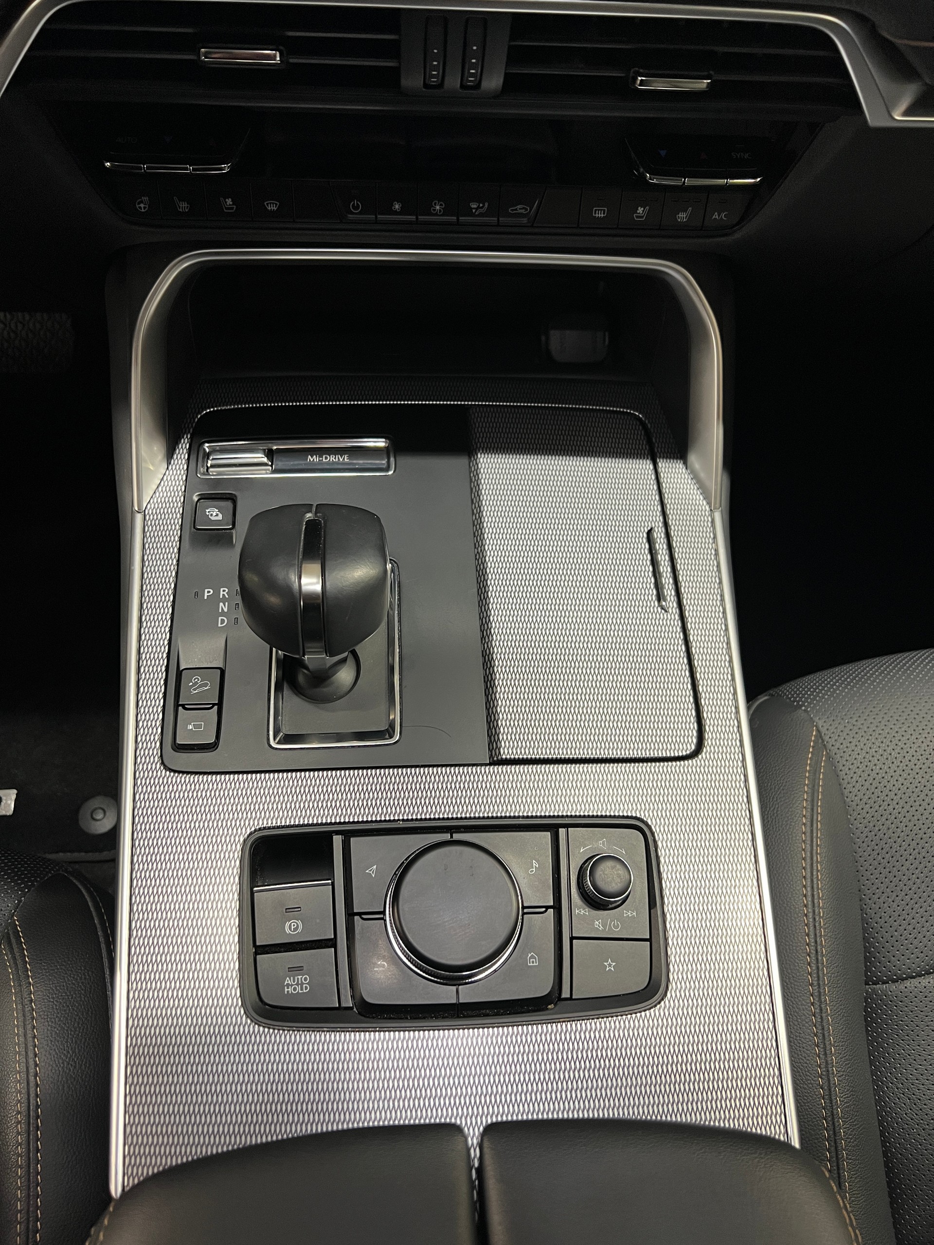 MAZDA CX-60 e-Skyactiv PHEV 327 AWD Homura-image-11