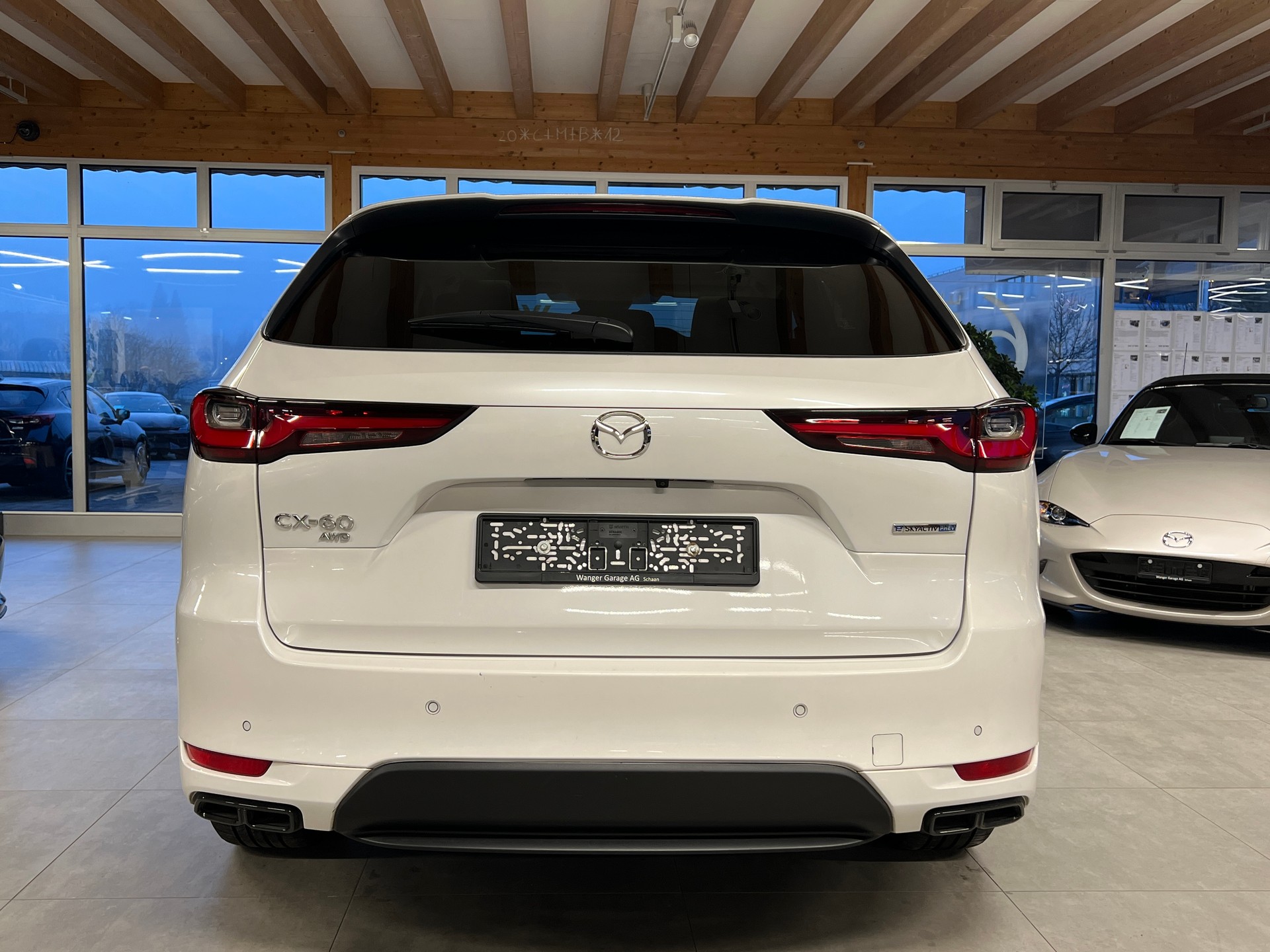 MAZDA CX-60 e-Skyactiv PHEV 327 AWD Homura-image-5