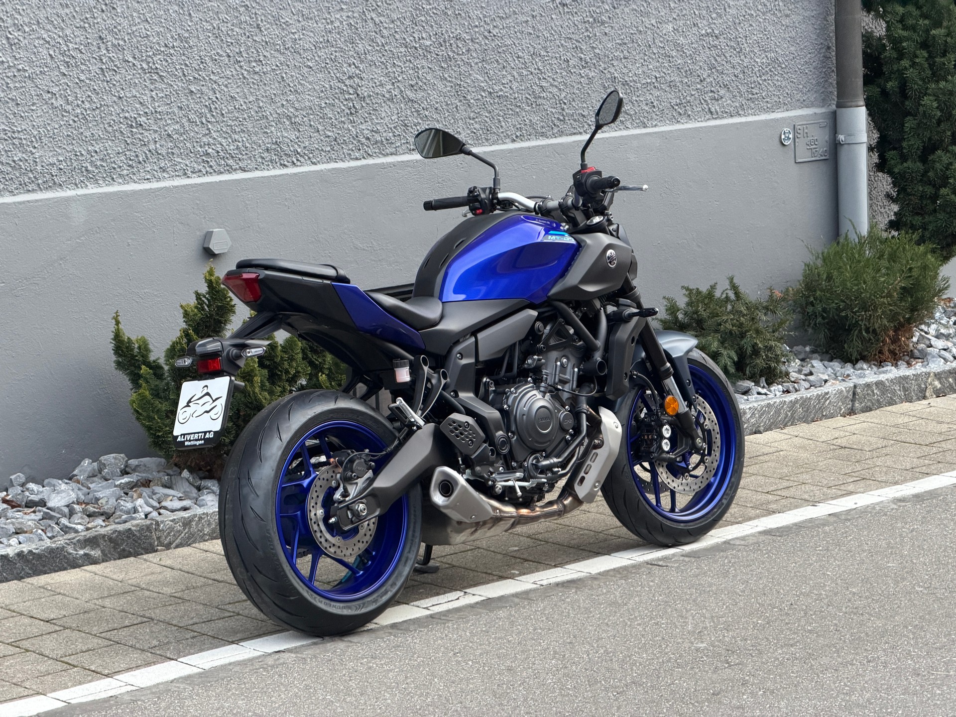 YAMAHA MT-07-image-8