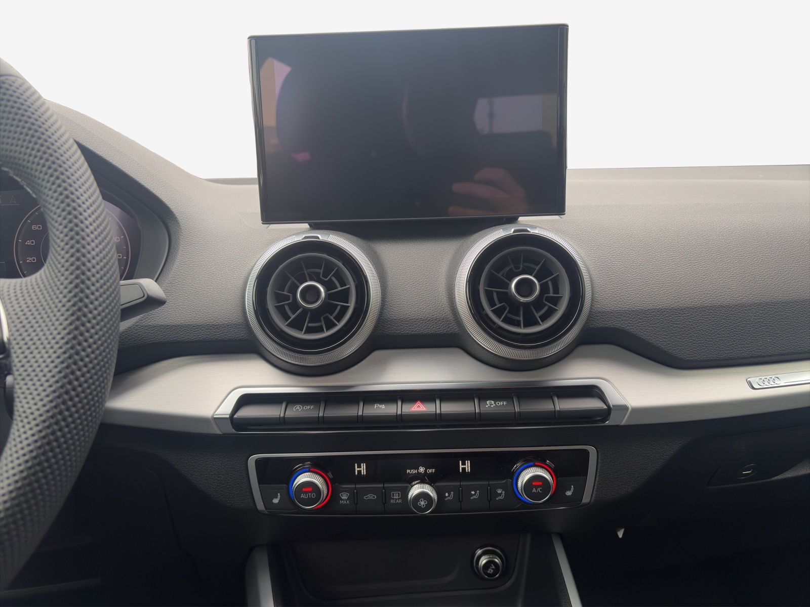 AUDI Q2 35 TFSI S line S-tronic-image-10