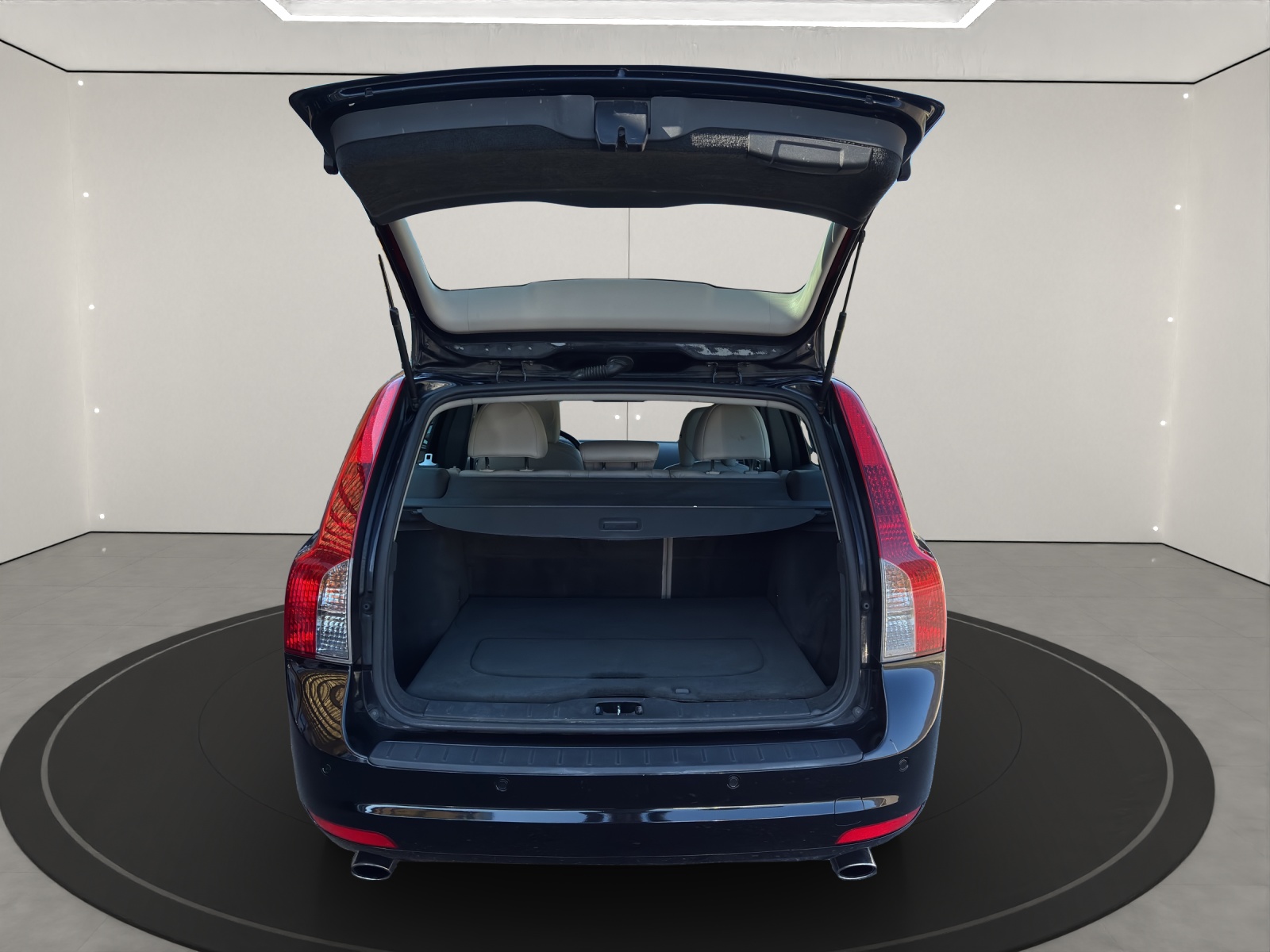 VOLVO V50 2.5 T5 Summum AWD-image-12