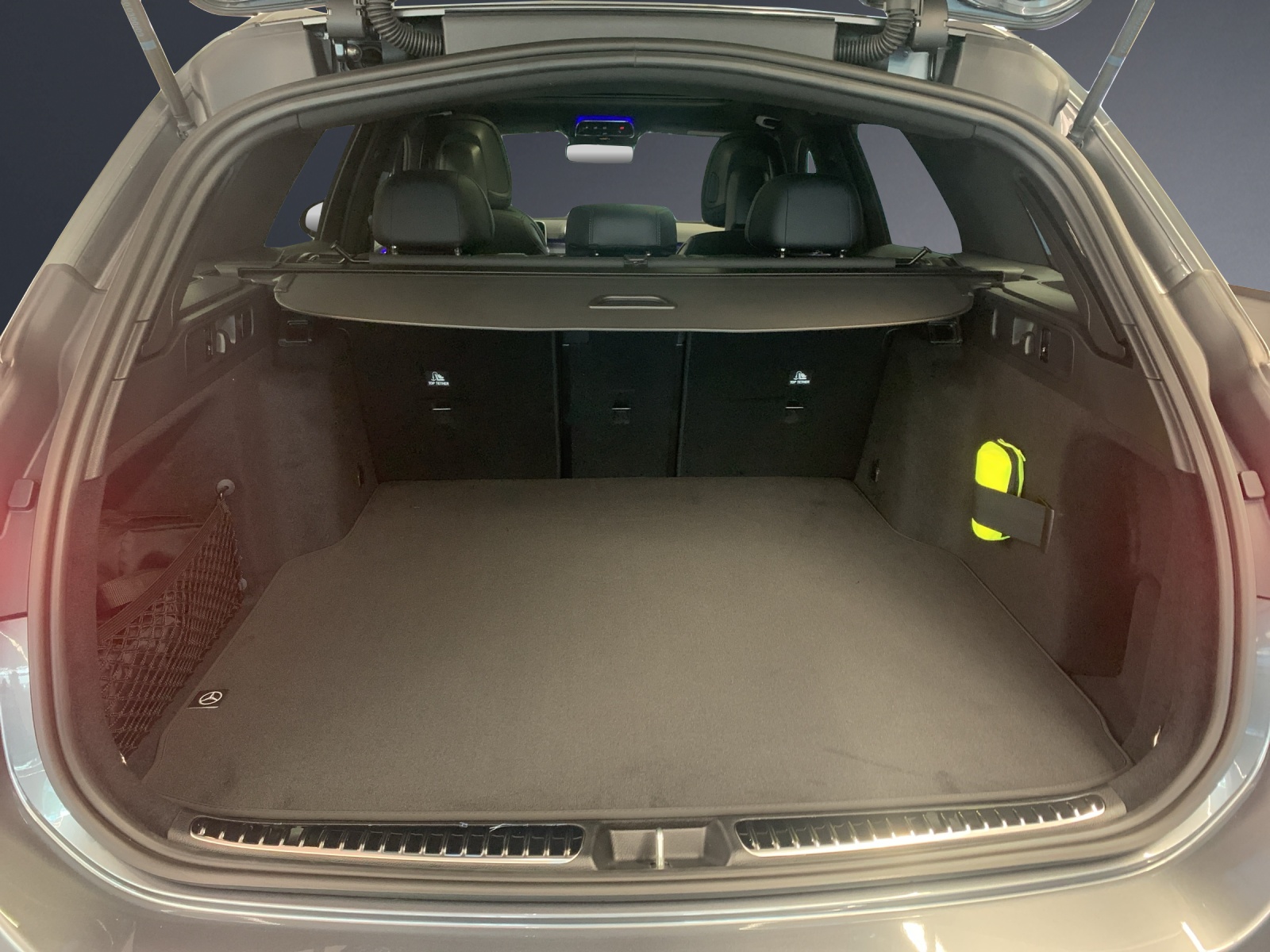 MERCEDES-BENZ C 200 4MATIC-image-11