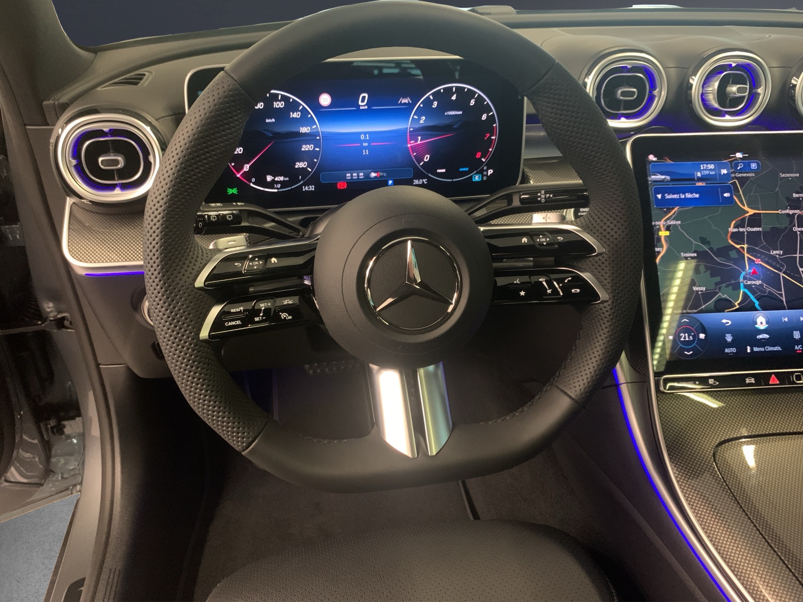 MERCEDES-BENZ C 200 4MATIC-image-13