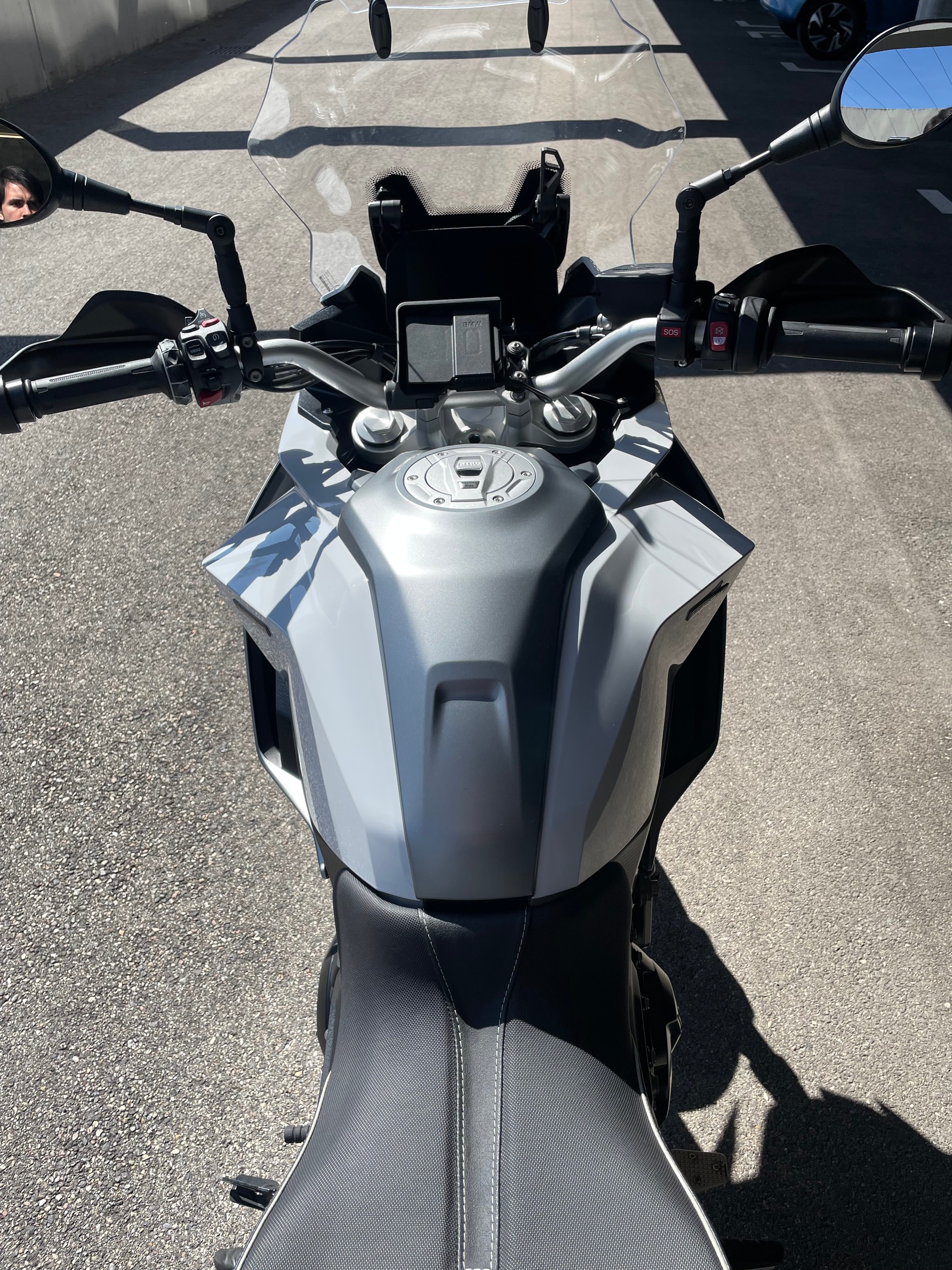 BMW F 900 XR A2 ABS-image-2