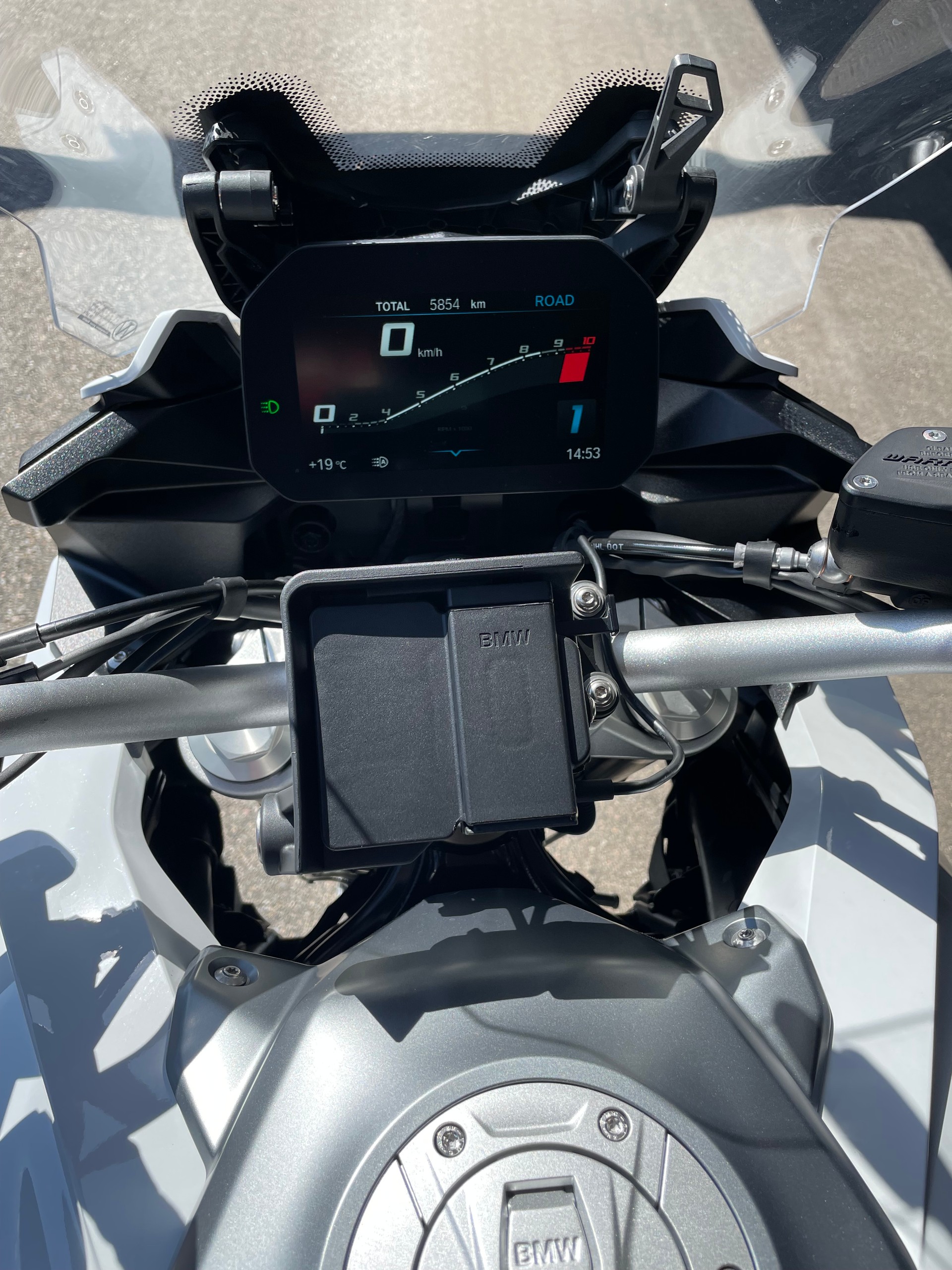 BMW F 900 XR A2 ABS-image-4