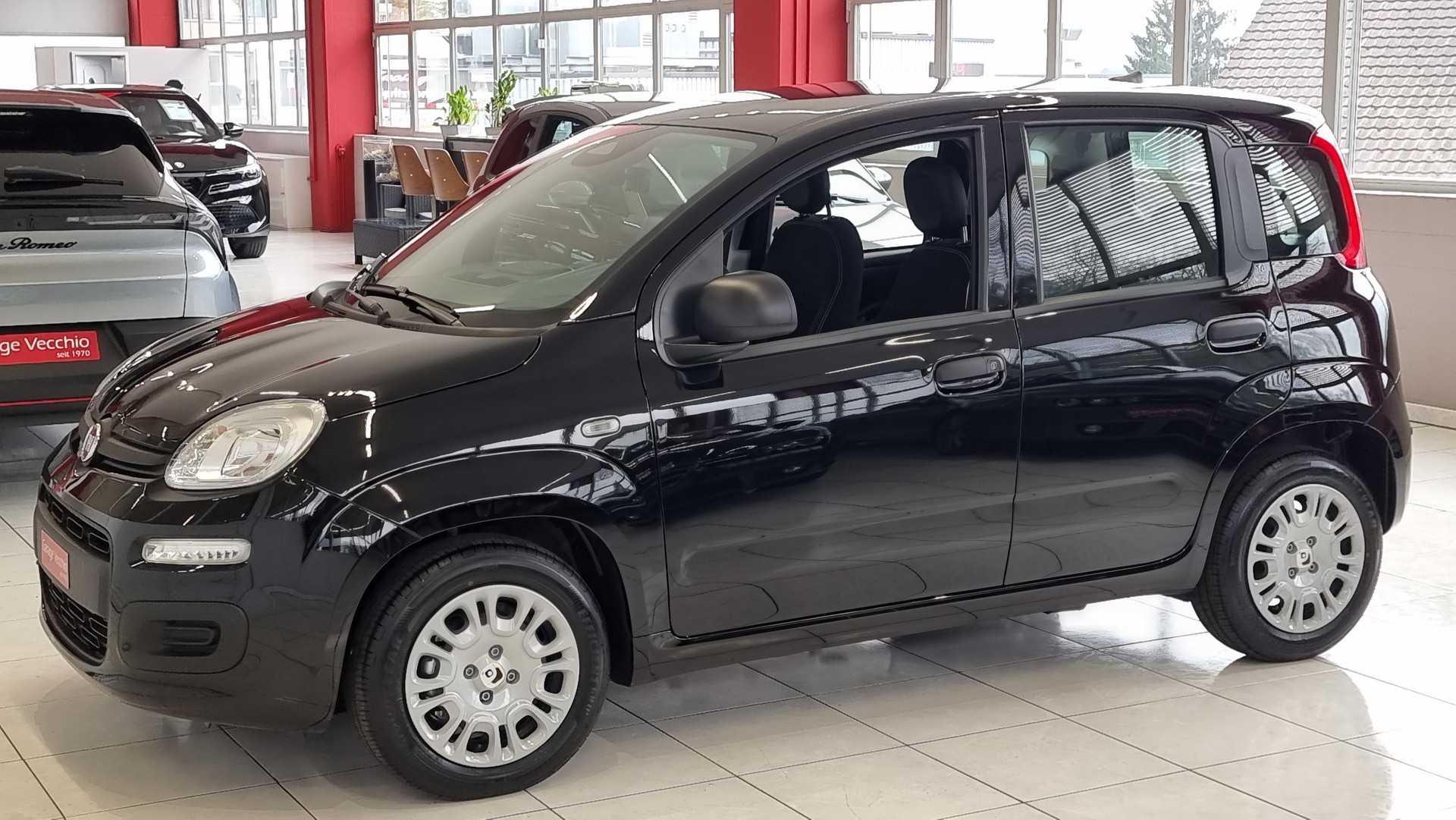 FIAT Panda 1.0 Hybrid City Life-showroom-element-1