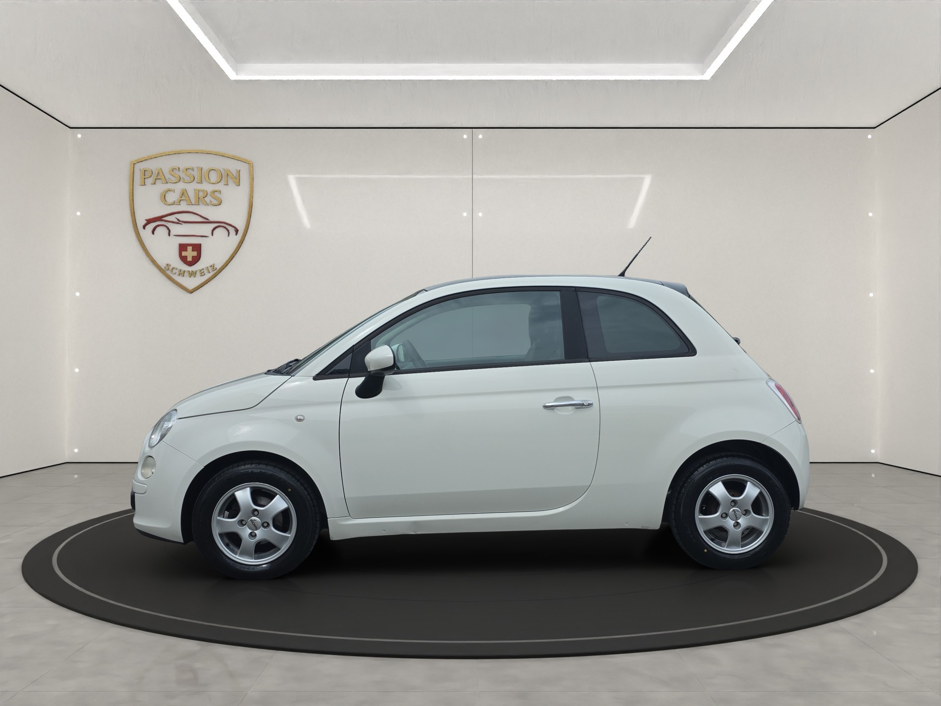 FIAT 500 1.2 Lounge-showroom-element-1