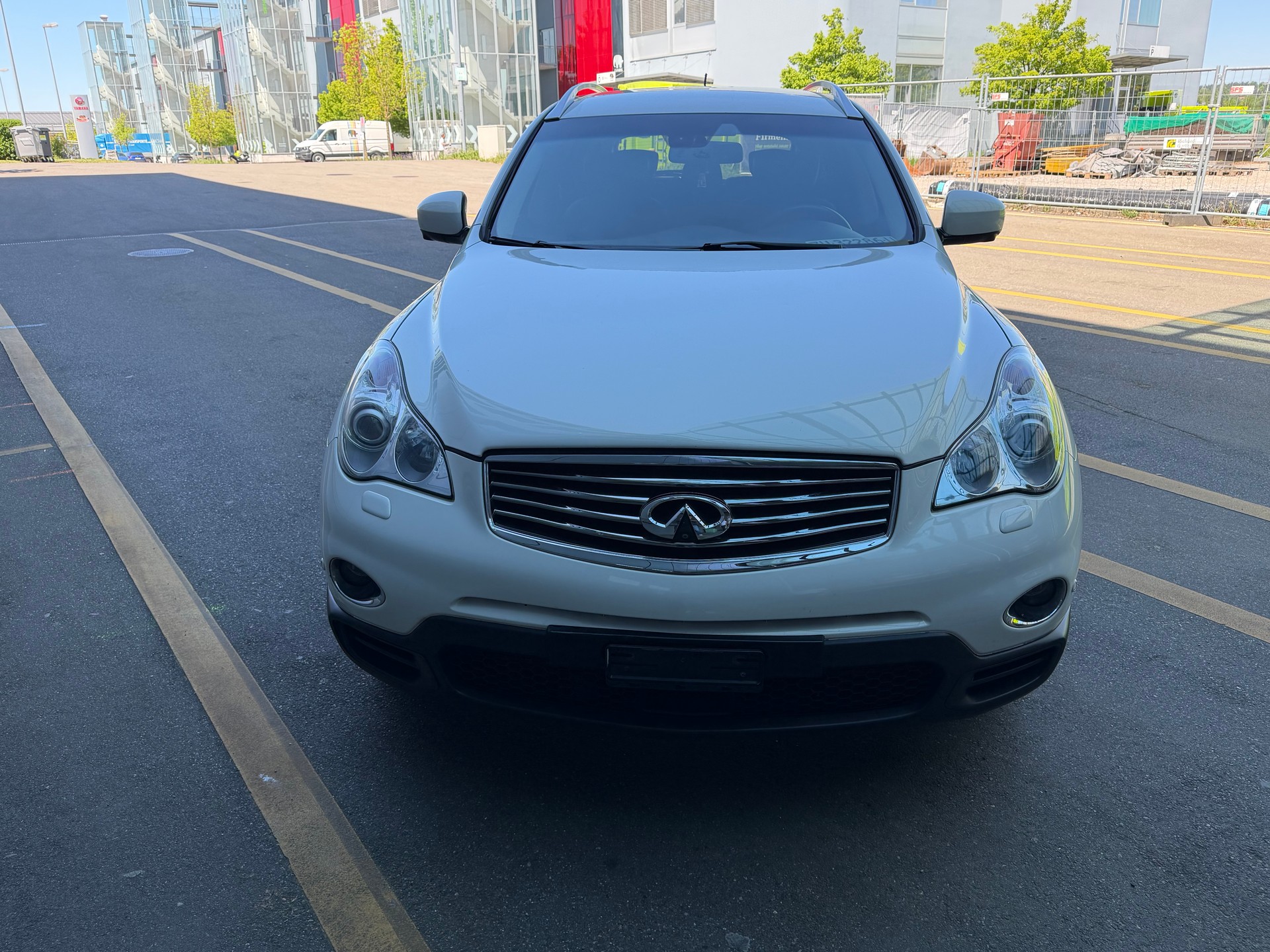 INFINITI EX30d GT AWD Automatic-showroom-element-1