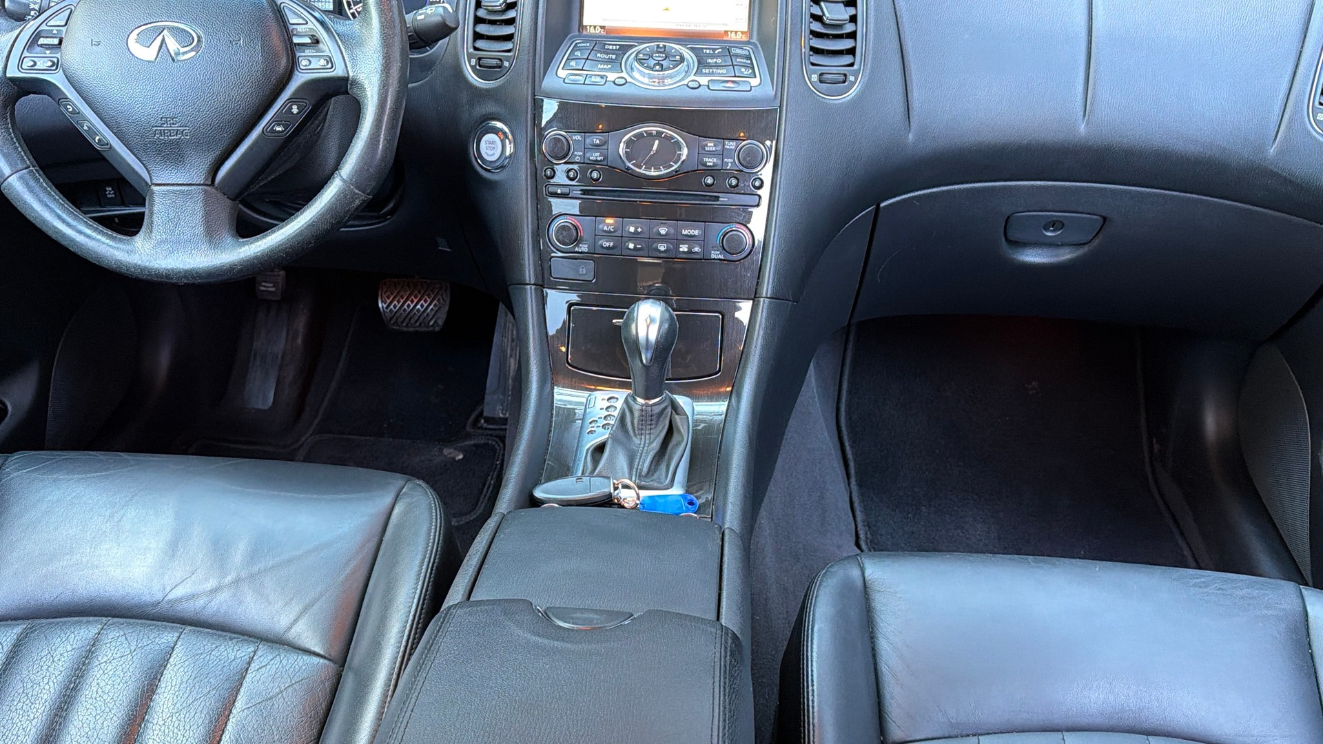 INFINITI EX30d GT AWD Automatic-image-10