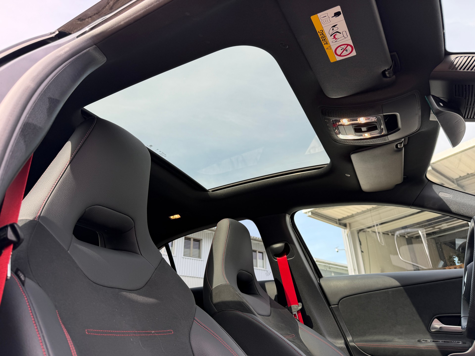 MERCEDES-BENZ A AMG 35 4Matic 8G-DCT-image-7