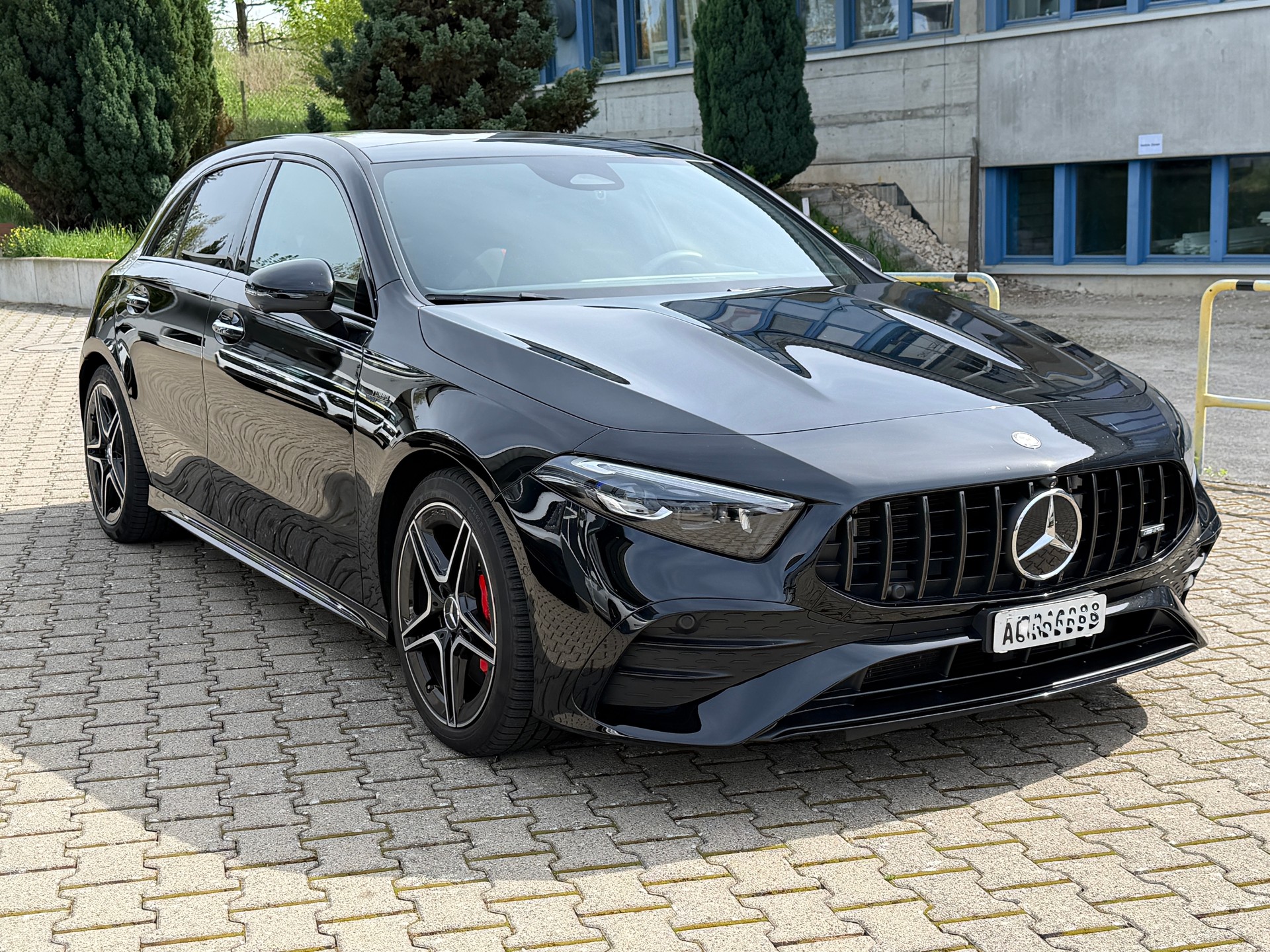 MERCEDES-BENZ A AMG 35 4Matic 8G-DCT